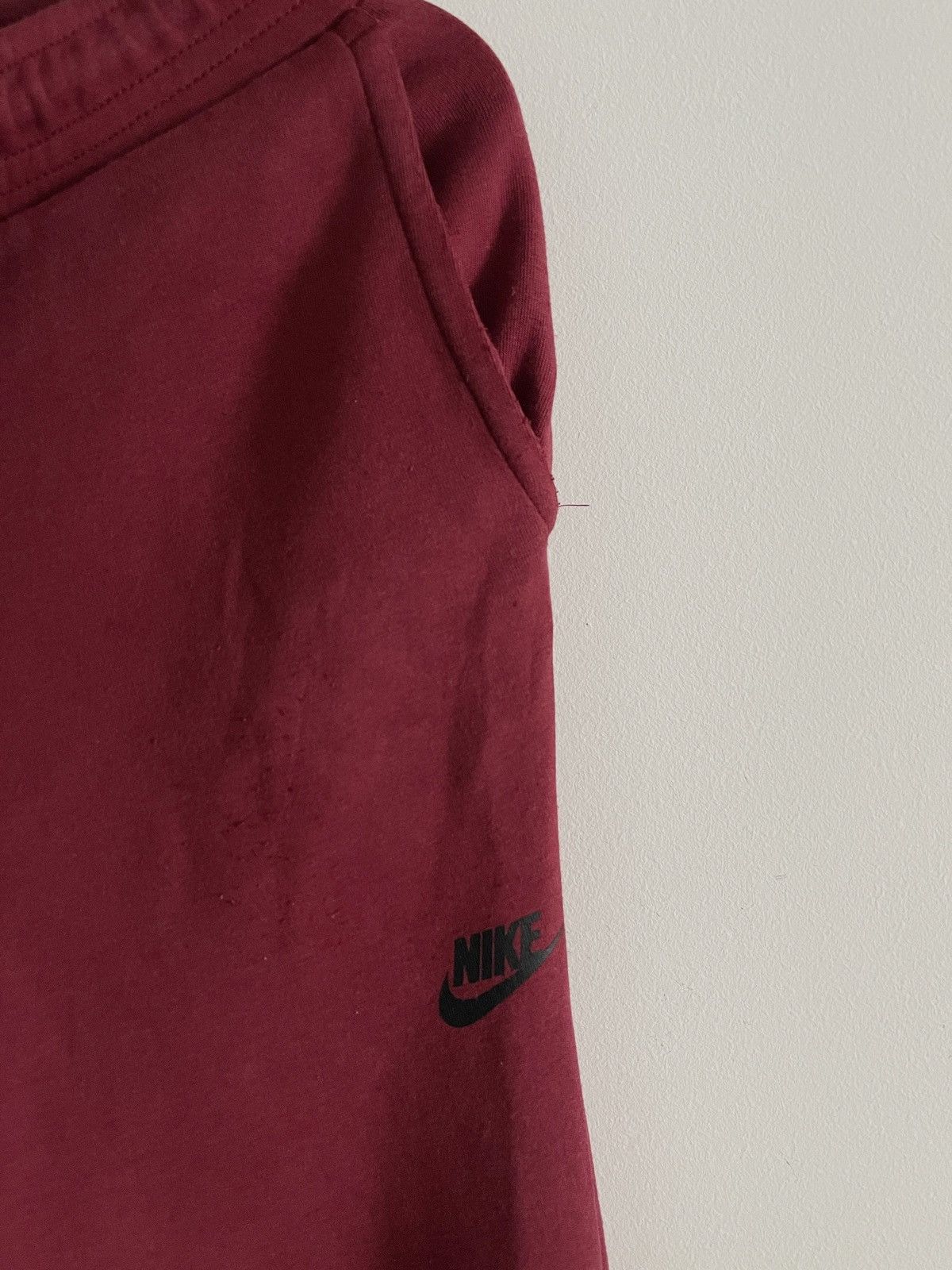 Nike STEAL! 2000s Nike Tech Fleece Classic Logo Track Pants Size US 32 / EU 48 - 4 Thumbnail