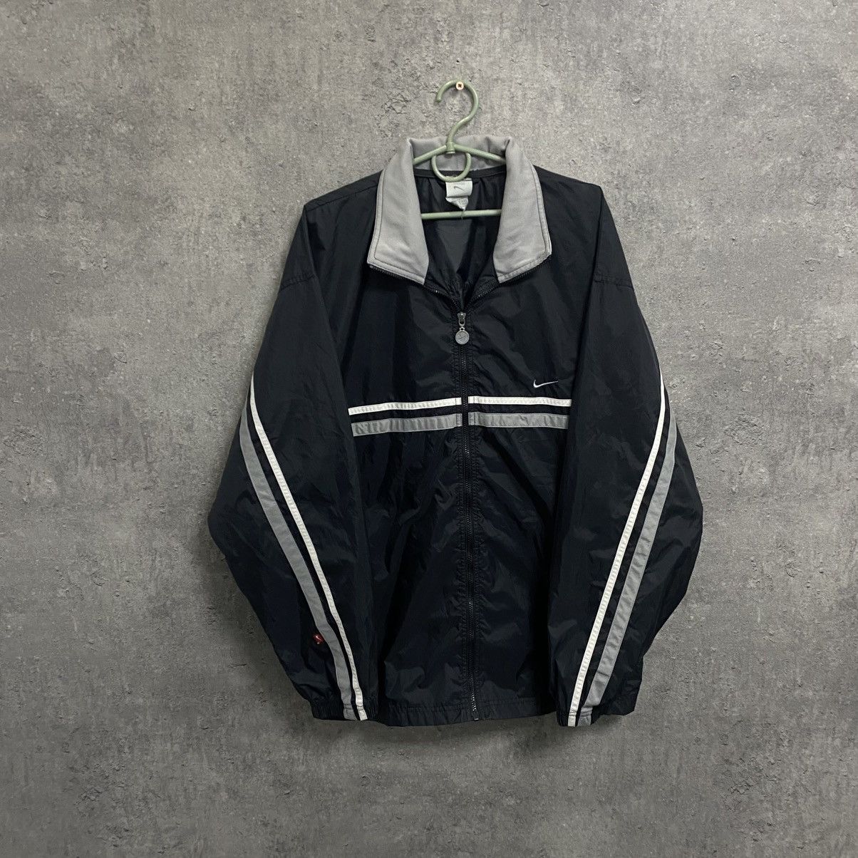 Nike 2000s Nike Track Jacket Vintage Rare Nylon Size US L / EU 52-54 / 3 - 1 Thumbnail