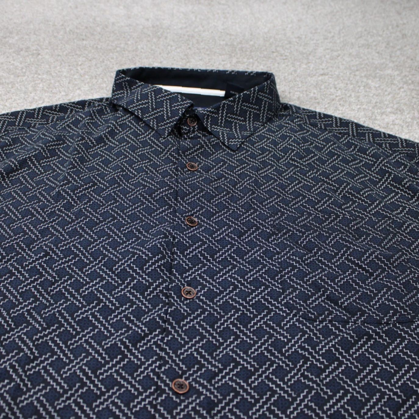 Nat Nast Nat Nast Shirt Mens 2XL XXL Black Geometric Silk/Cotton Short Sleeve Button Up Size US XXL / EU 58 / 5 - 4 Thumbnail