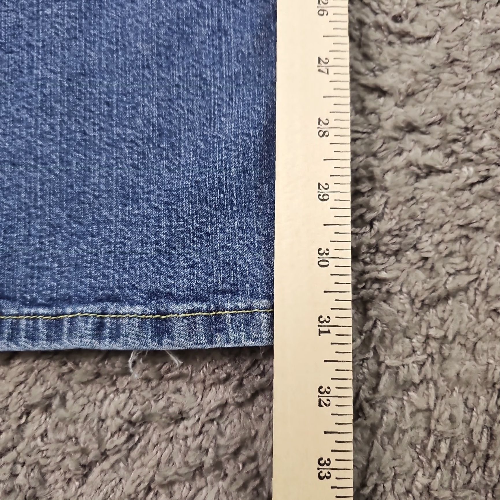 Levi's Levi's Jeans Womens 11 Bootcut Distressed Stretch Medium Wash 30x31 Blue Denim Cotton Spandex Regular Vintage: No - Mens/Womens? Size 30" / US 8 / IT 44 - 6 Thumbnail