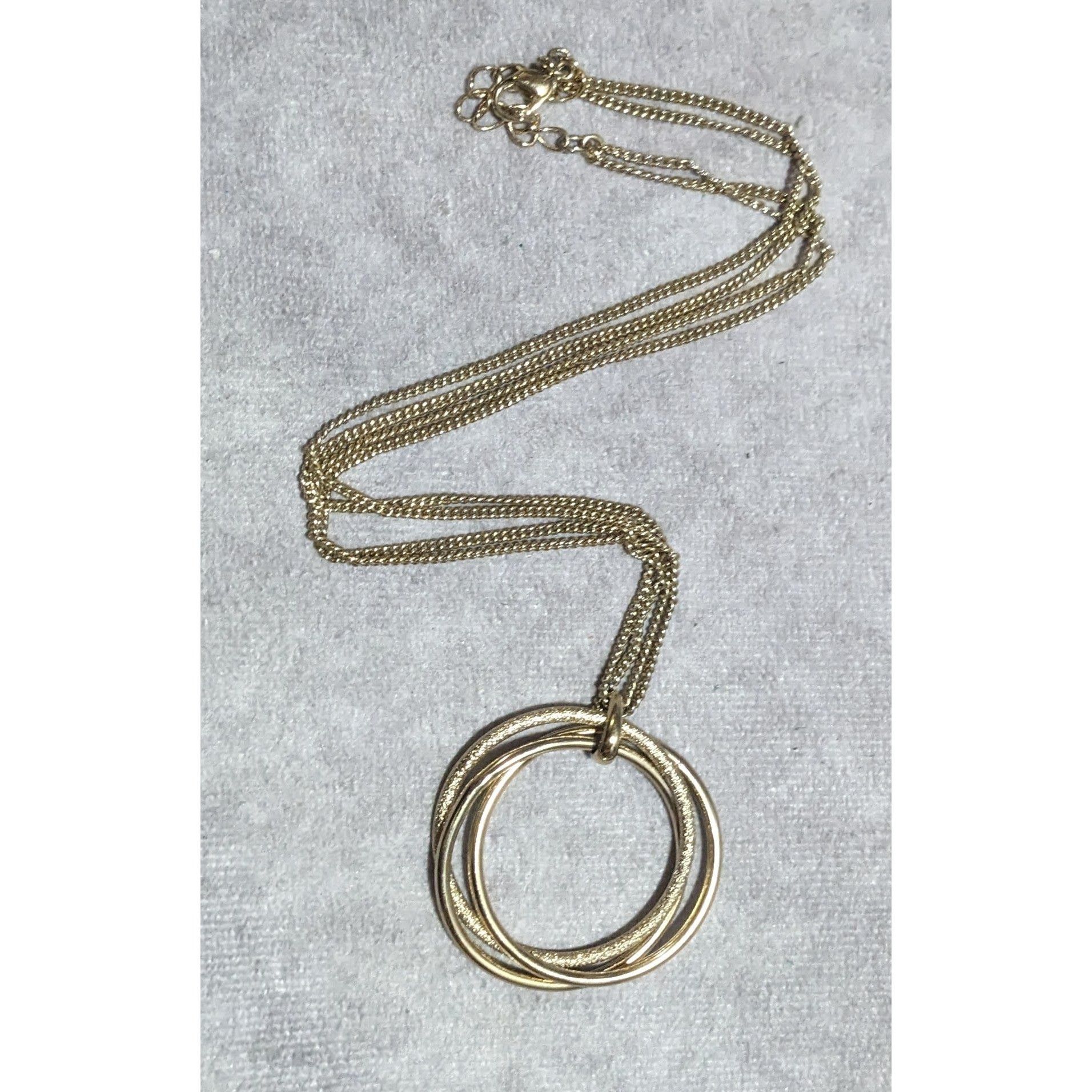 Other Gold Interlocking Circles Pendant Necklace Size ONE SIZE - 11 Thumbnail