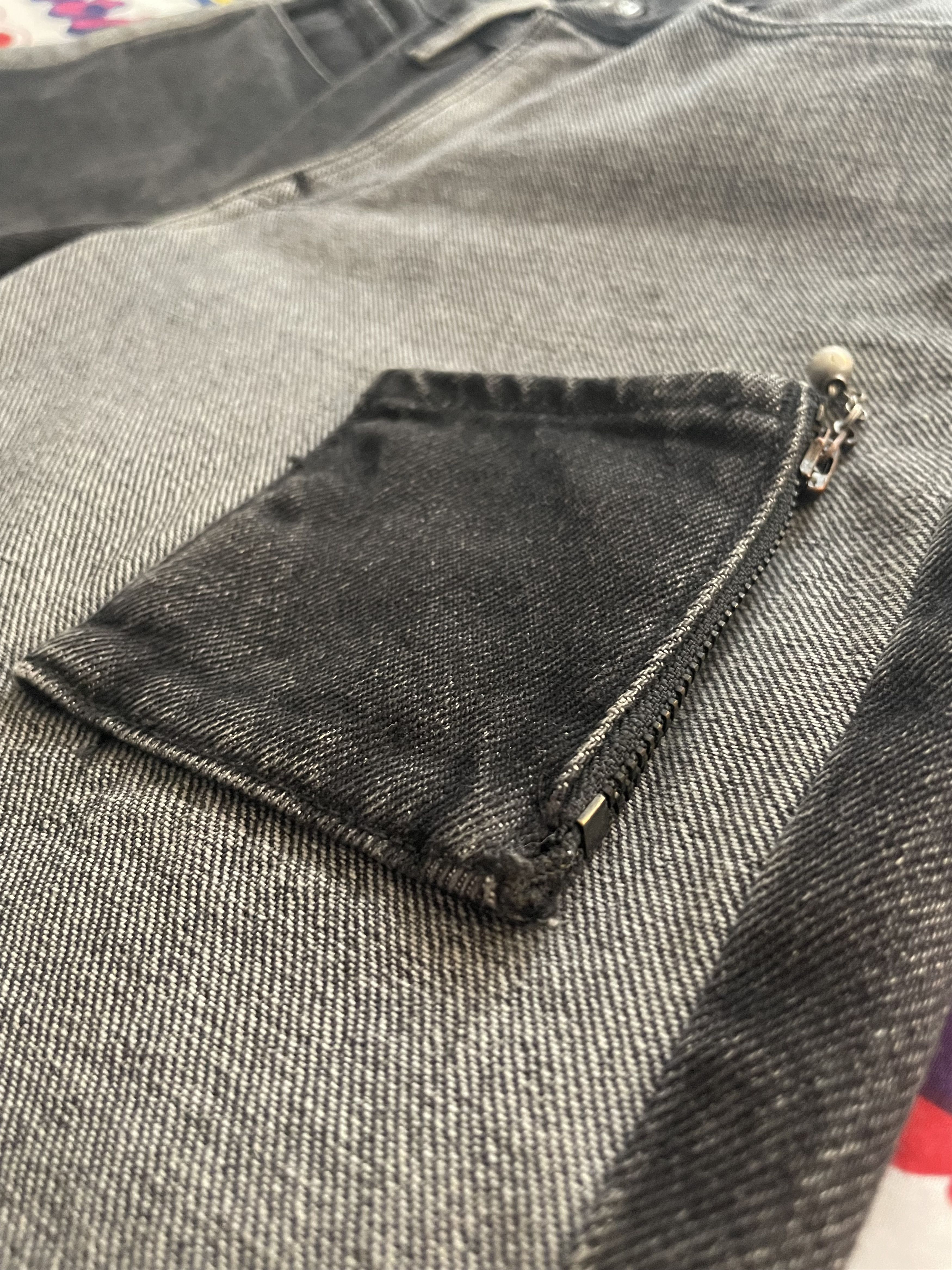 Guess × Midnight Studios Midnight Studios x Guess Two Tone Jeans Black Size 1 Size US 30 / EU 46 - 6 Thumbnail