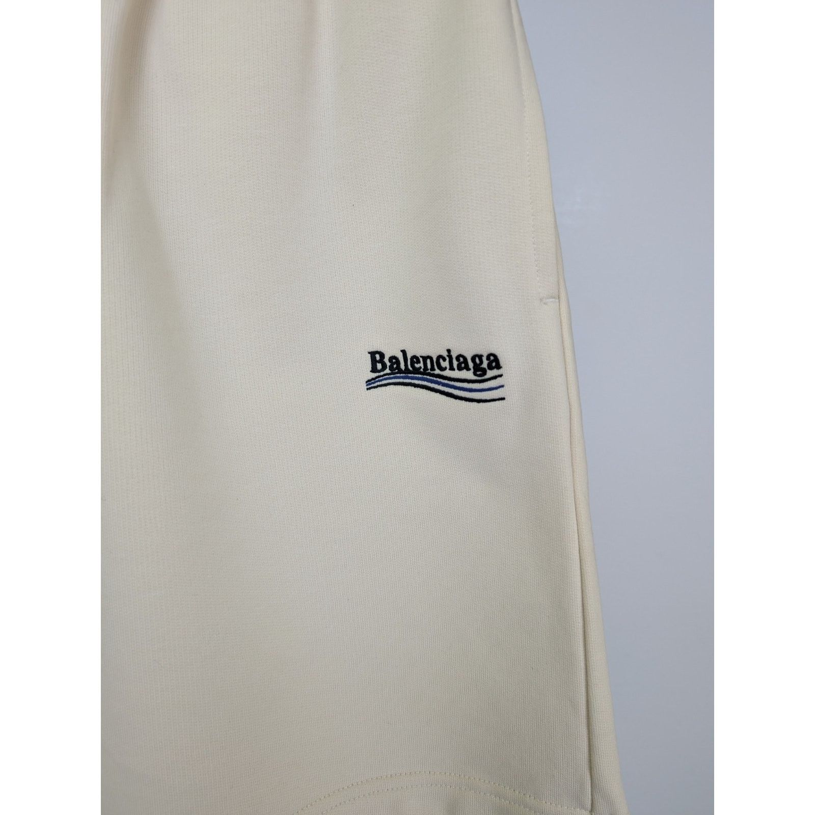 Balenciaga o1rshd1 Embro Pol Campgn Mol Boucleti Shorts in Cream Size US 30 / EU 46 - 5 Thumbnail