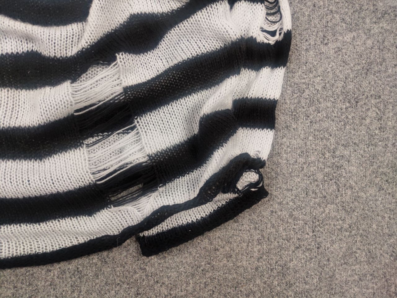 If Six Was Nine Vintage Punk Cros Y2K grunge Oversized knit Sweater Hysteric Size US XL / EU 56 / 4 - 6 Thumbnail