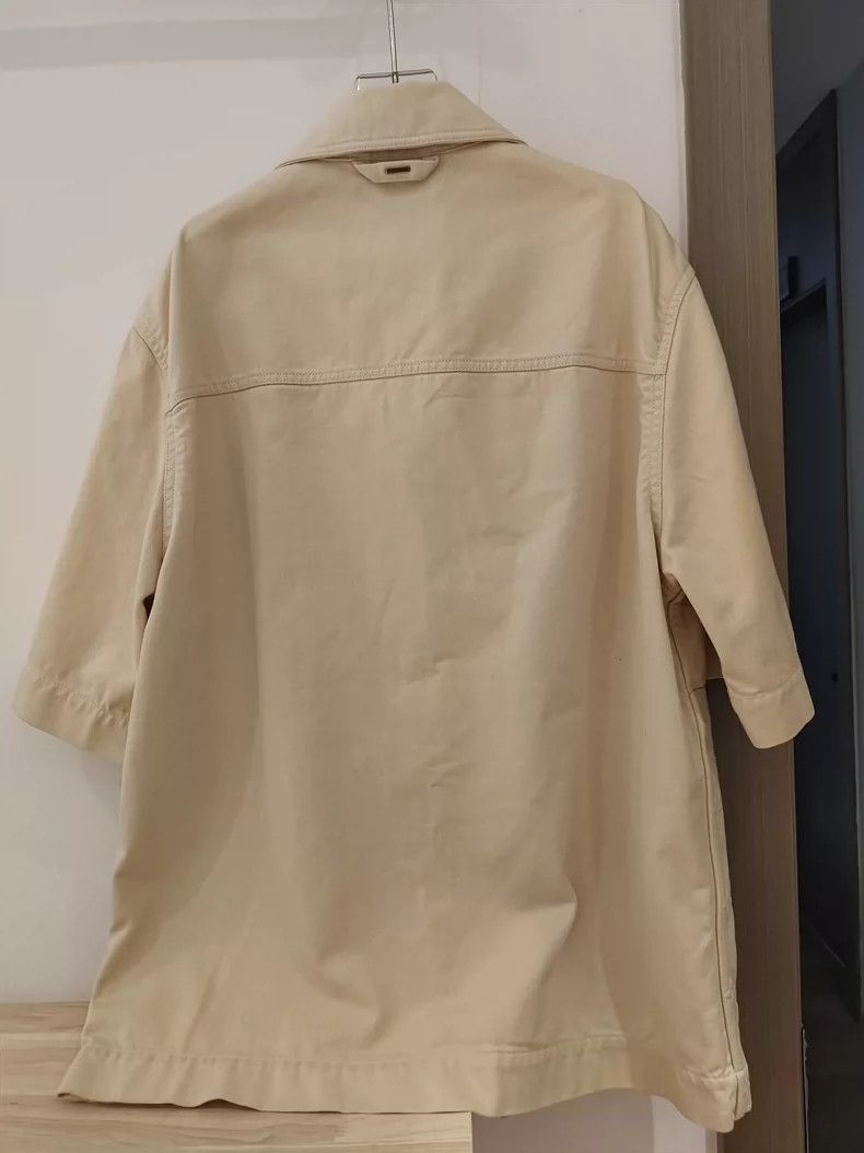 Louis Vuitton Louis Vuitton Beige Embossed Short Sleeve Shirt Size US M / EU 48-50 / 2 - 2 Thumbnail