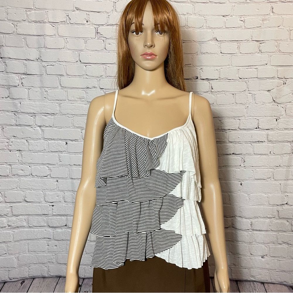 Other NWT New LeSpy Couture Ruffle Tank Top Size S Size S / US 4 / IT 40 - 1 Thumbnail