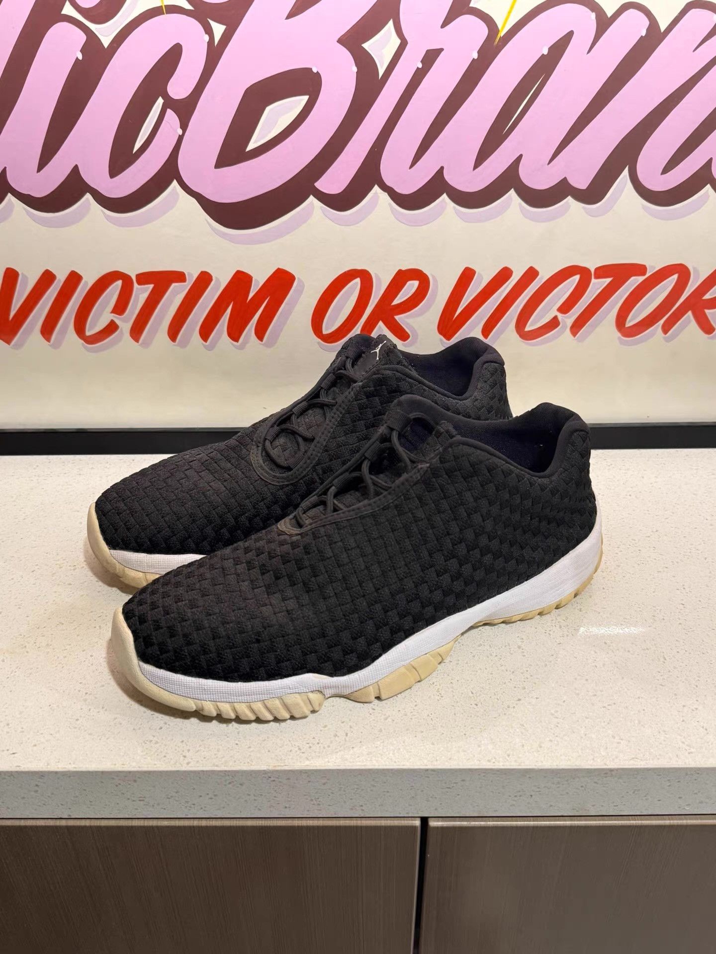 Nike Authentic Jordan Future Low basketball shoes。 Ｑ20 Size US 9.5 / EU 42-43 - 1 Thumbnail