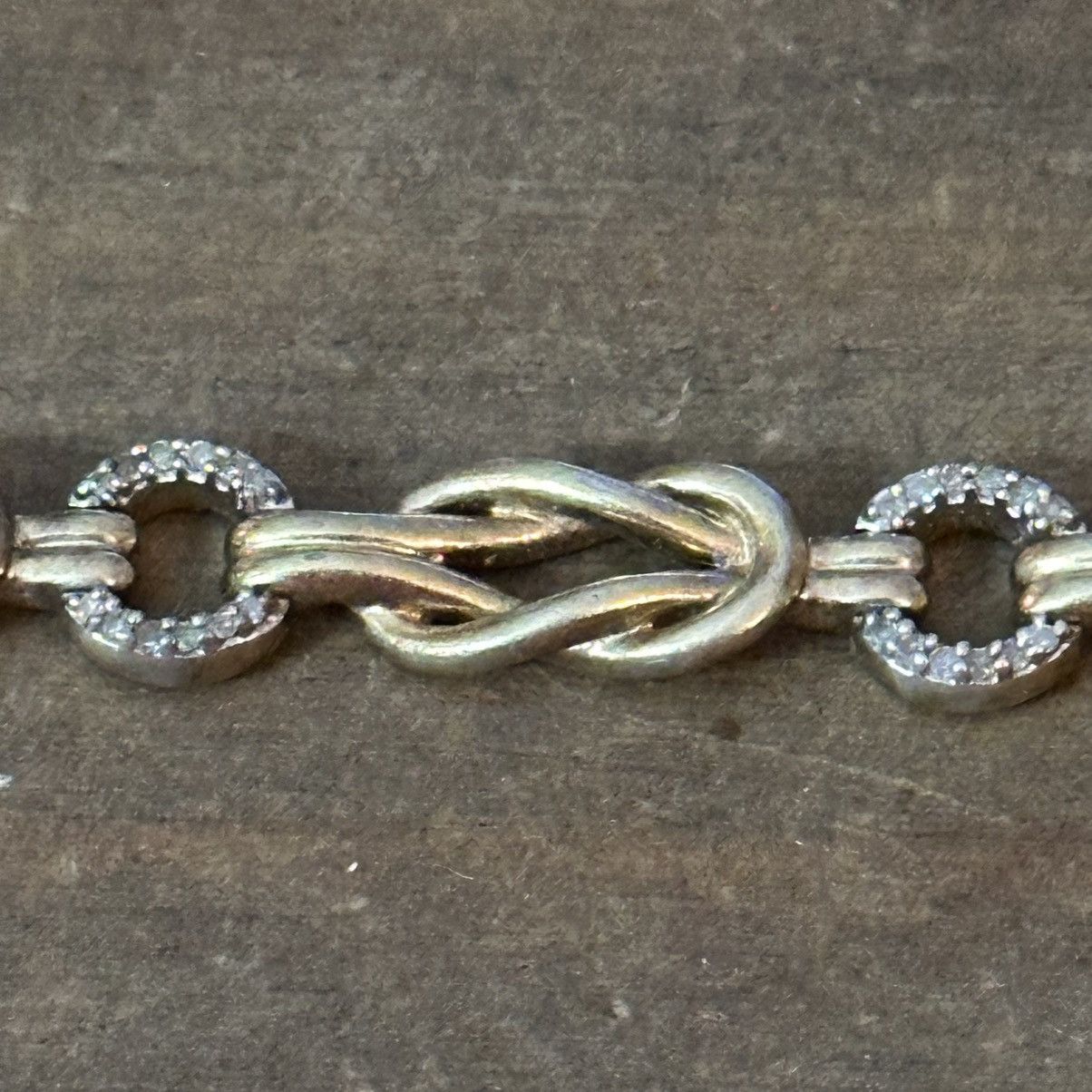 Other 925 silver gold plated love knot & diamonds tennis bracelet Size ONE SIZE - 7 Thumbnail