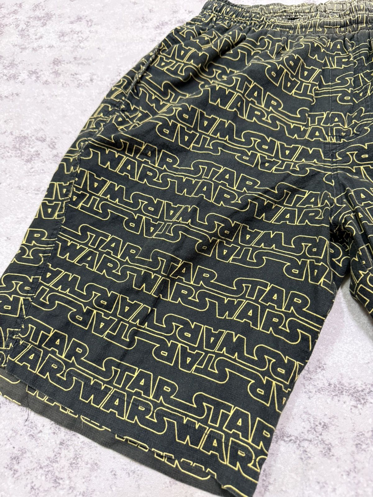 Star Wars Uniqlo Star Wars Fullprint Sleepwear Short Pants Size 24" / US 00 / IT 34 - 4 Thumbnail