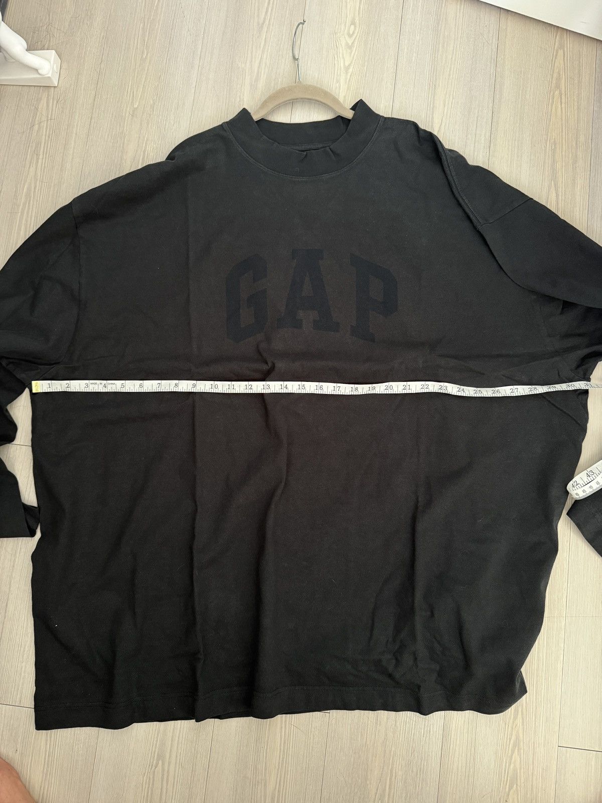 Balenciaga × Gap × Yeezy Yeezy Gap Engineered by Balenciaga Dove Long-Sleeve Tee Size US XXL / EU 58 / 5 - 7 Thumbnail