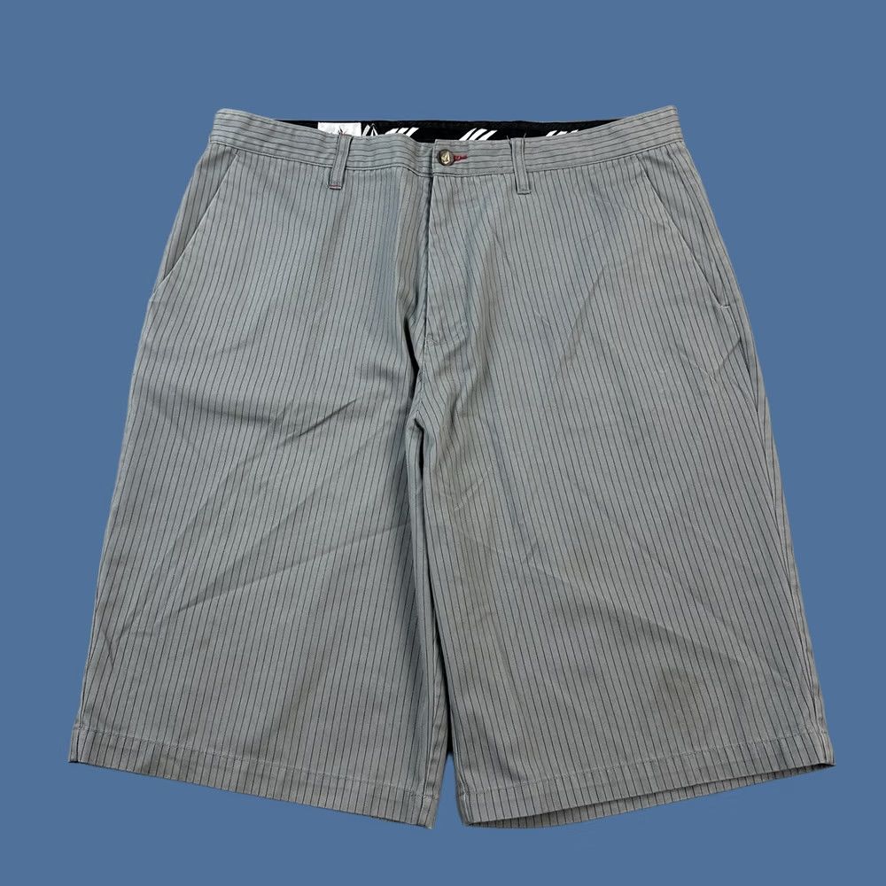 Volcom Volcom Corpo Class Shorts Mens 38 Gray Pinstripe Chino Modern Skate Casual/Sporty Size US 38 / EU 54 - 1 Thumbnail