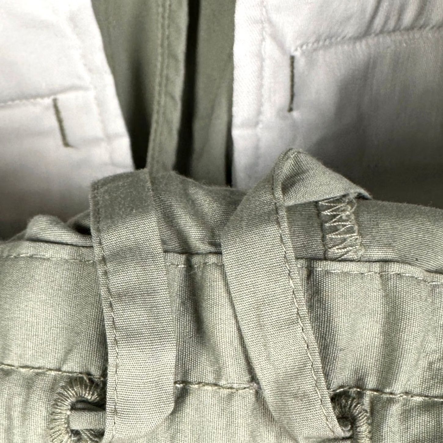 Everlane Everlane Pants Womens SmallX30 Sage Green Chino Performance Elastic Waist EUC Size 29" - 5 Thumbnail