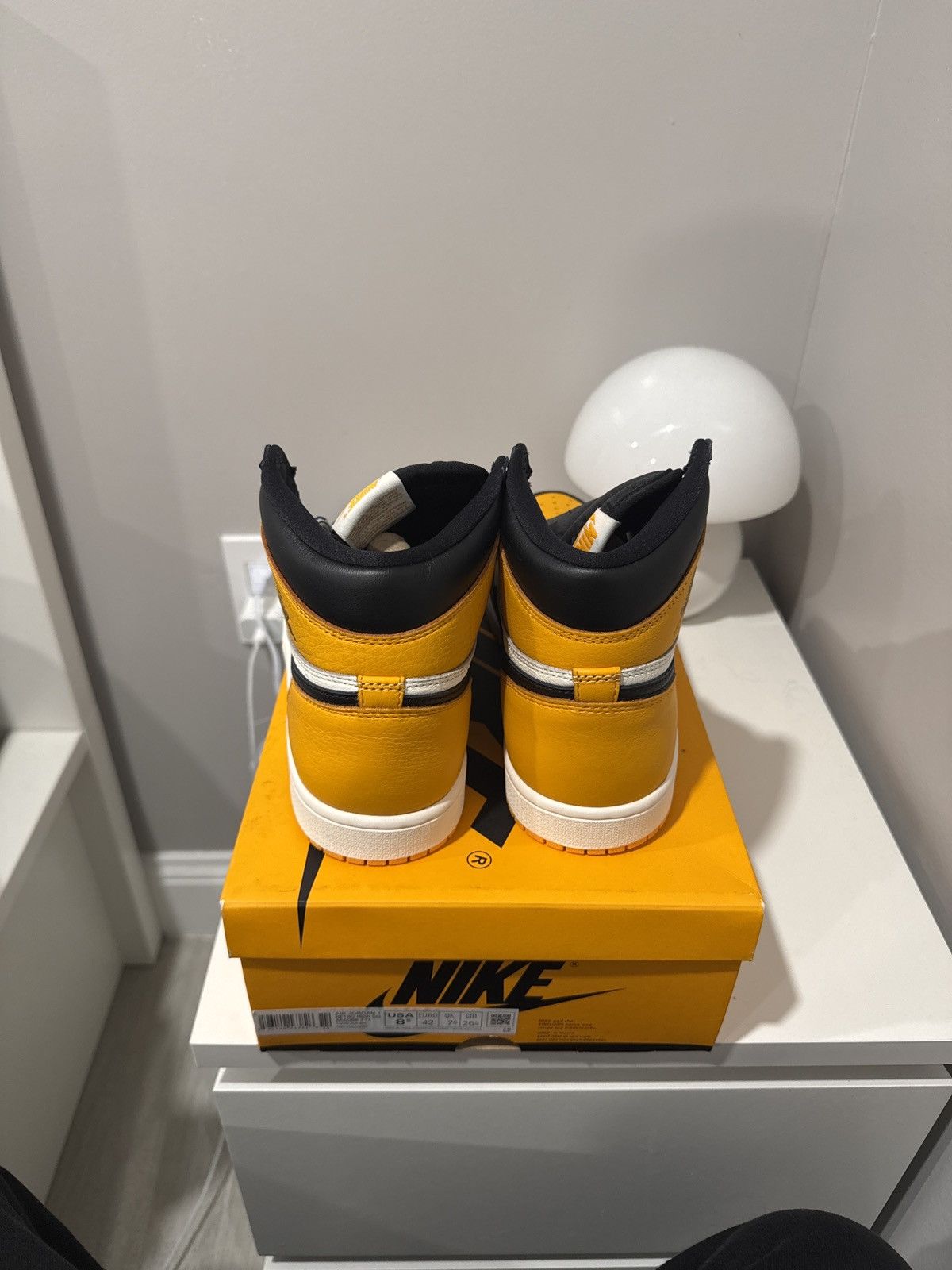 Jordan Brand Jordan 1 Yellow Toe Size US 8.5 / EU 41-42 - 4 Thumbnail