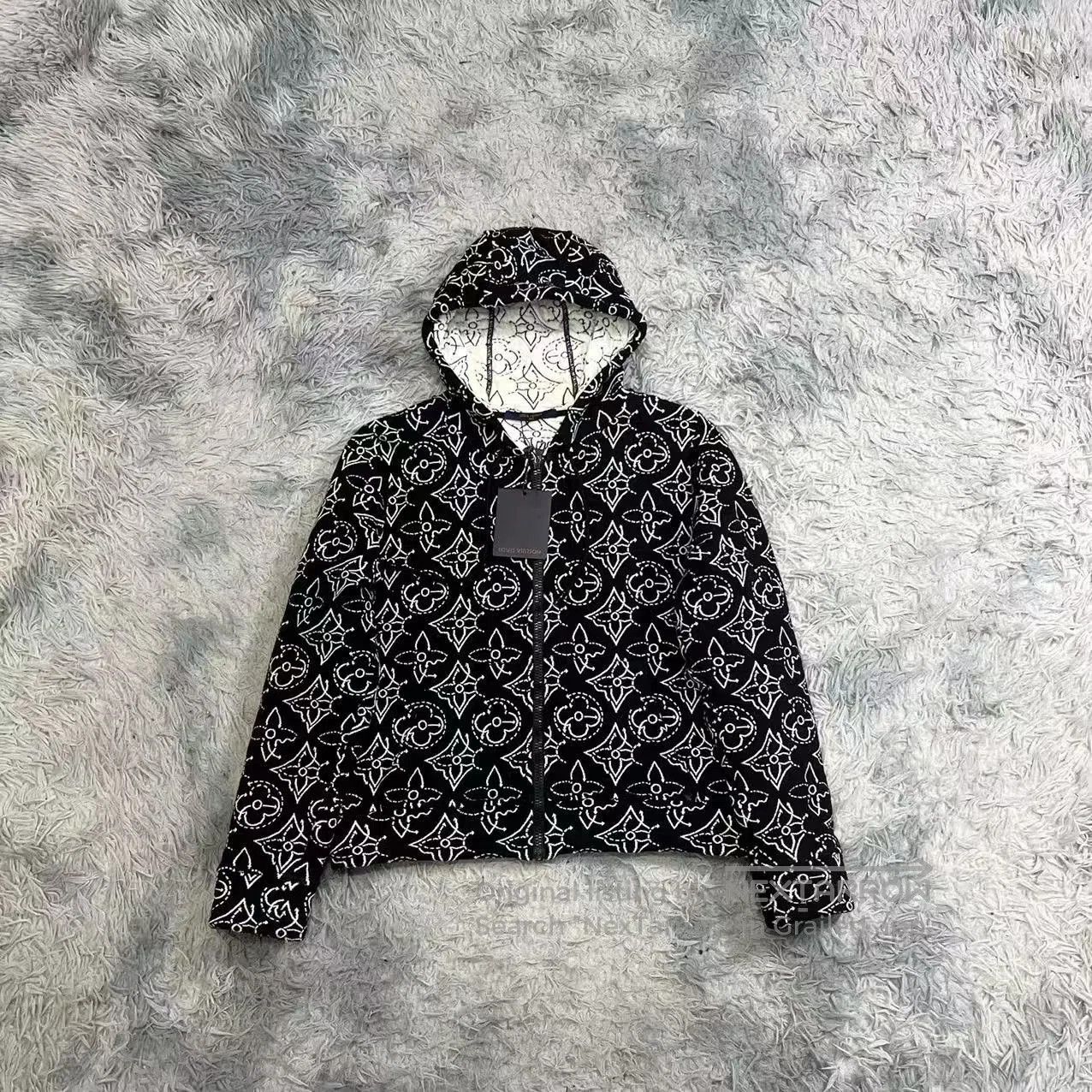 Louis Vuitton Louis Vuitton LVxNBA All-Over Print Jacket. Size US S / EU 44-46 / 1 - 1 Thumbnail