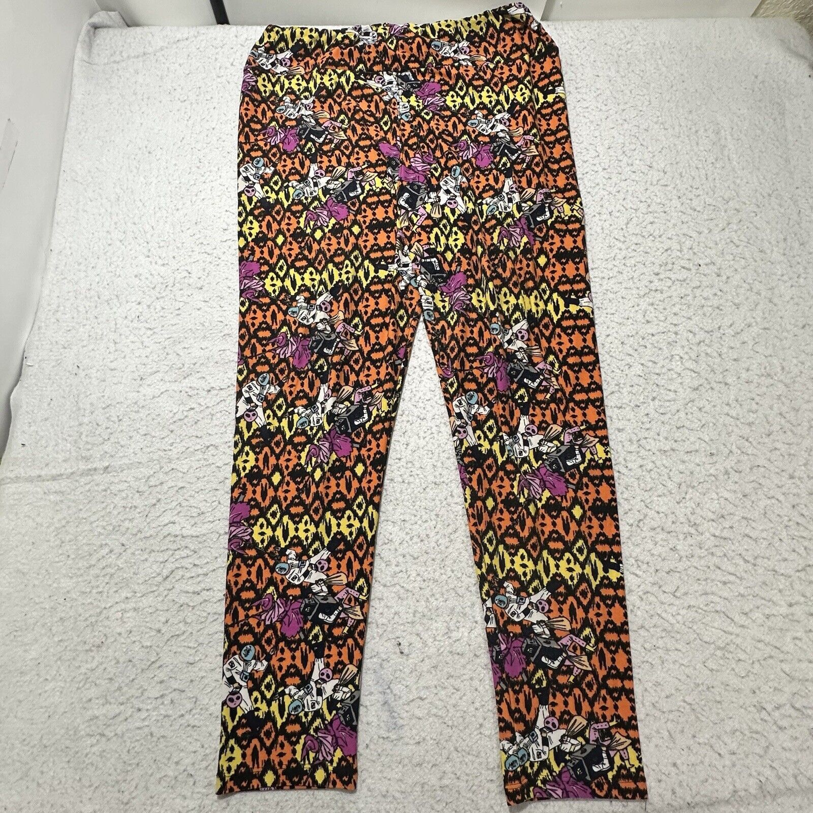 Other LuLaRoe TC2 18-26 Halloween Trick or Treat Pattern Leggings Size 42" / US 20 - 1 Thumbnail