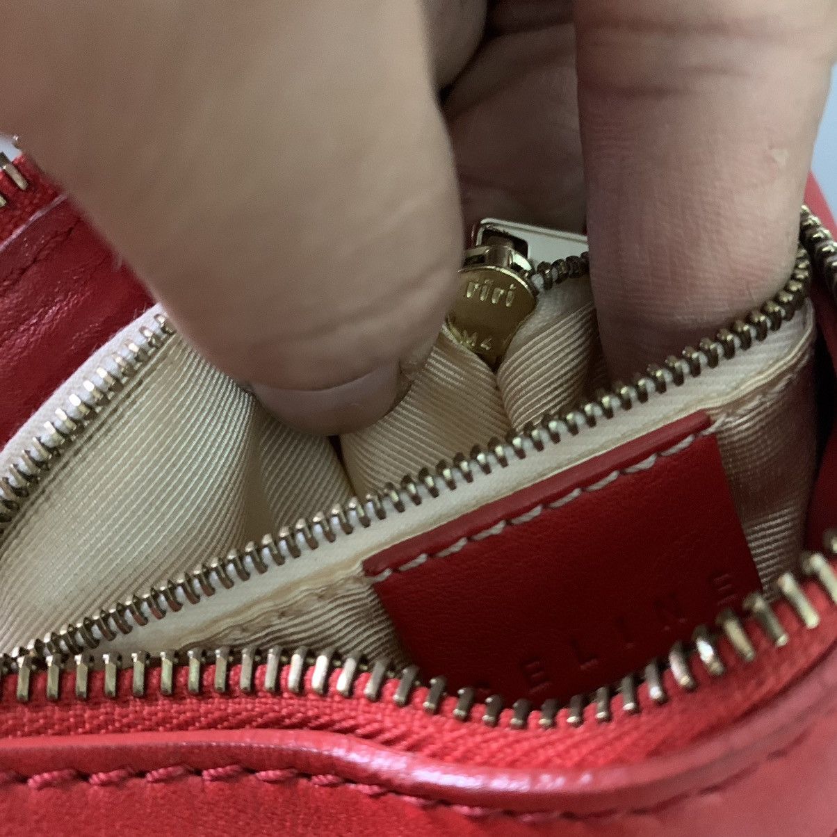 Celine Celine Hobo Pochette Red Leather Dinner Pre-Owned Bag Size ONE SIZE - 17 Thumbnail