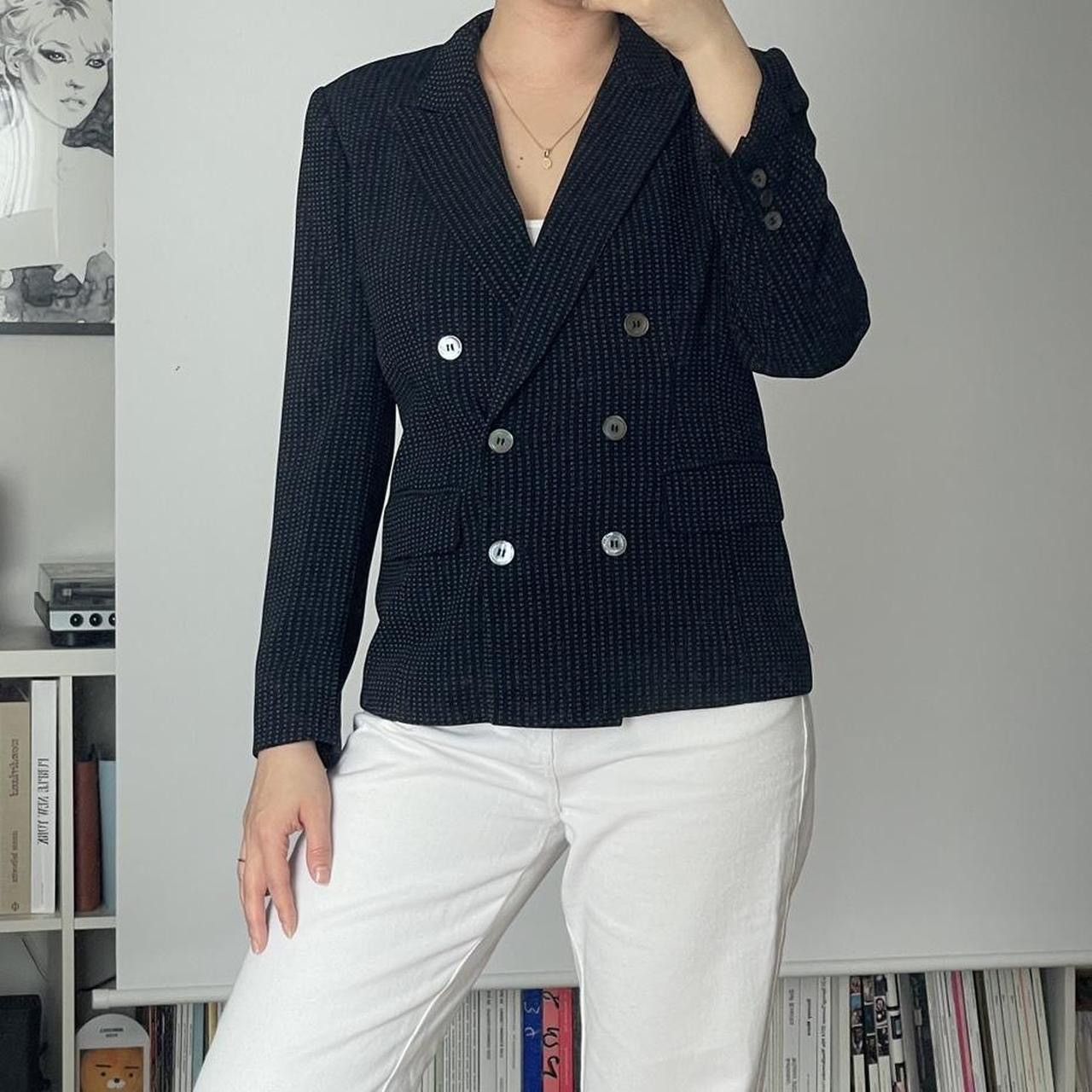 Other × Vintage Liz Claiborne Navy and White Pinstriped Blazer Size L / US 10 / IT 46 - 2 Thumbnail