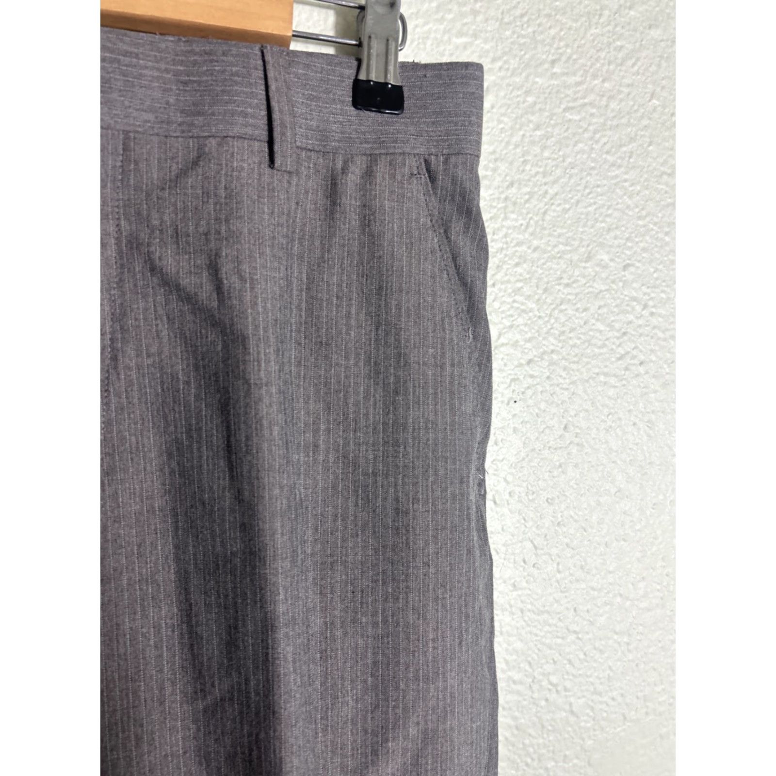 Banana Republic Banana Republic Women 29x28 Gray Pinstripe Polyester Viscose Dress Pants Size 29" - 5 Thumbnail