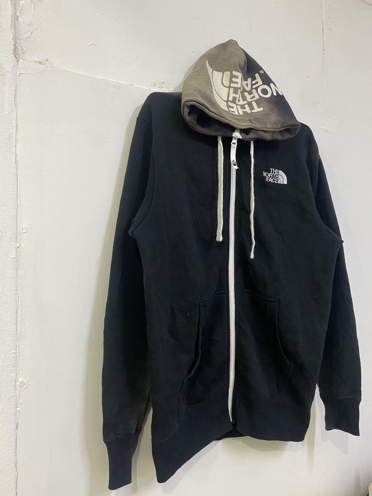 The North Face 💥THE NORTH FACE FADED SUNBURST ZIPPER HOODIE Size US M / EU 48-50 / 2 - 3 Thumbnail
