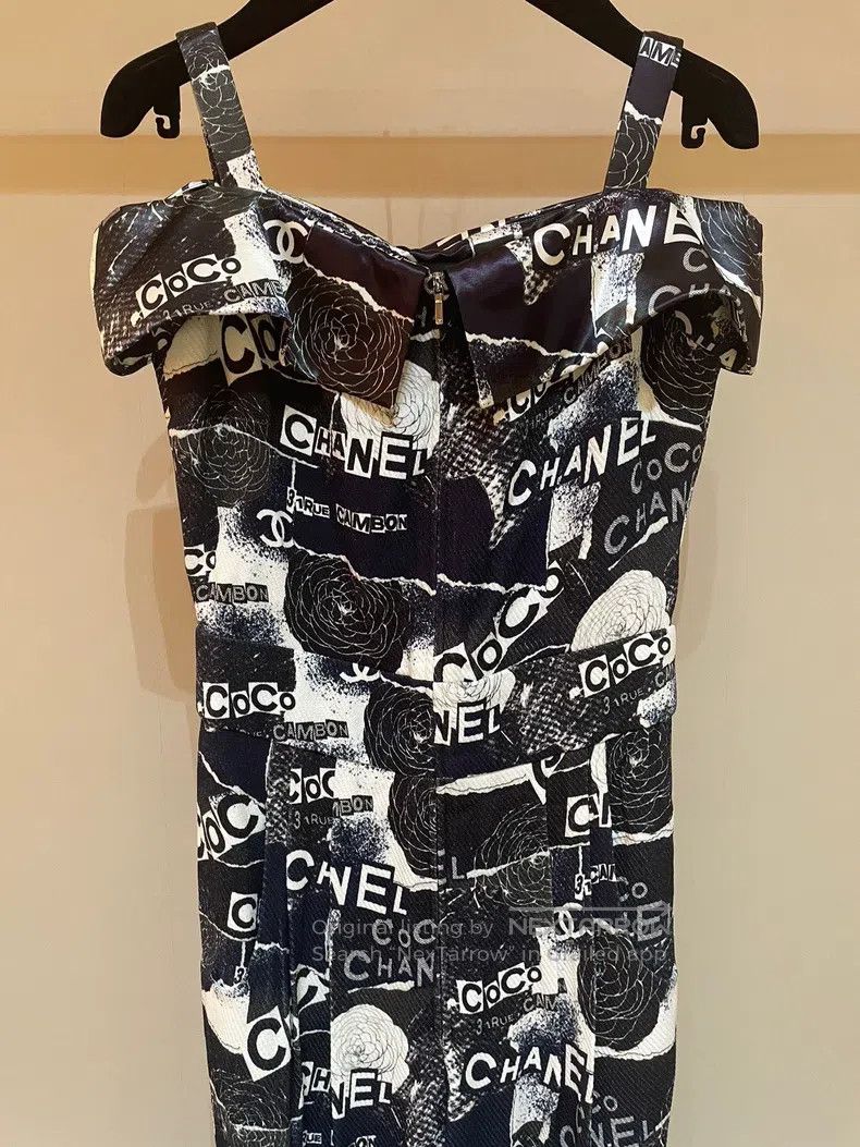 Chanel Chanel Camelia letter graffiti satin stitching one-shoulde Size 24" / US 00 / IT 34 - 6 Thumbnail