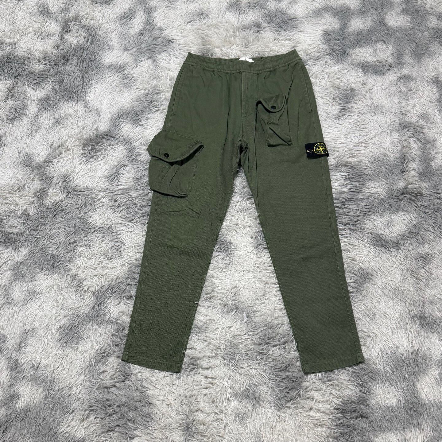 Stone Island Stone Island Green Cargo Straight-Leg Pants W30 Size US 30 / EU 46 - 1 Thumbnail