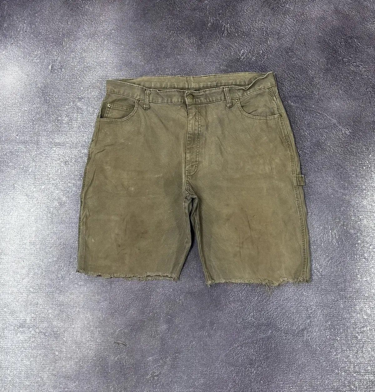 Dickies × Vintage Vintage Dickies Y2K Olive Work Hype Cropped Baggy Shorts Size US 38 / EU 54 - 2 Thumbnail