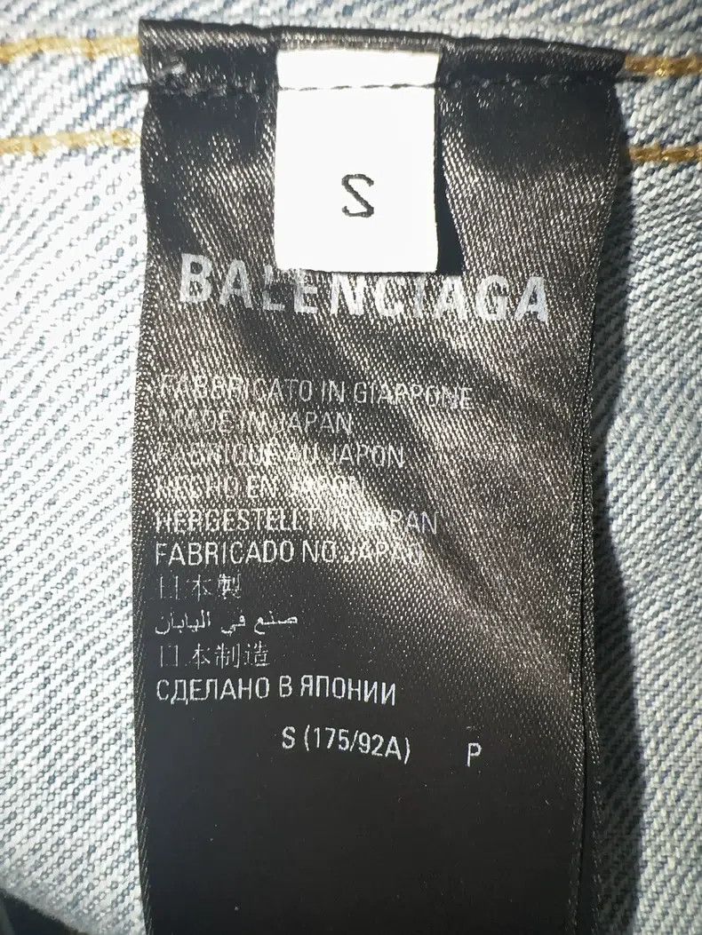 Balenciaga Balenciaga Light Blue 3B Distressed Denim Jacket Size US S / EU 44-46 / 1 - 4 Thumbnail