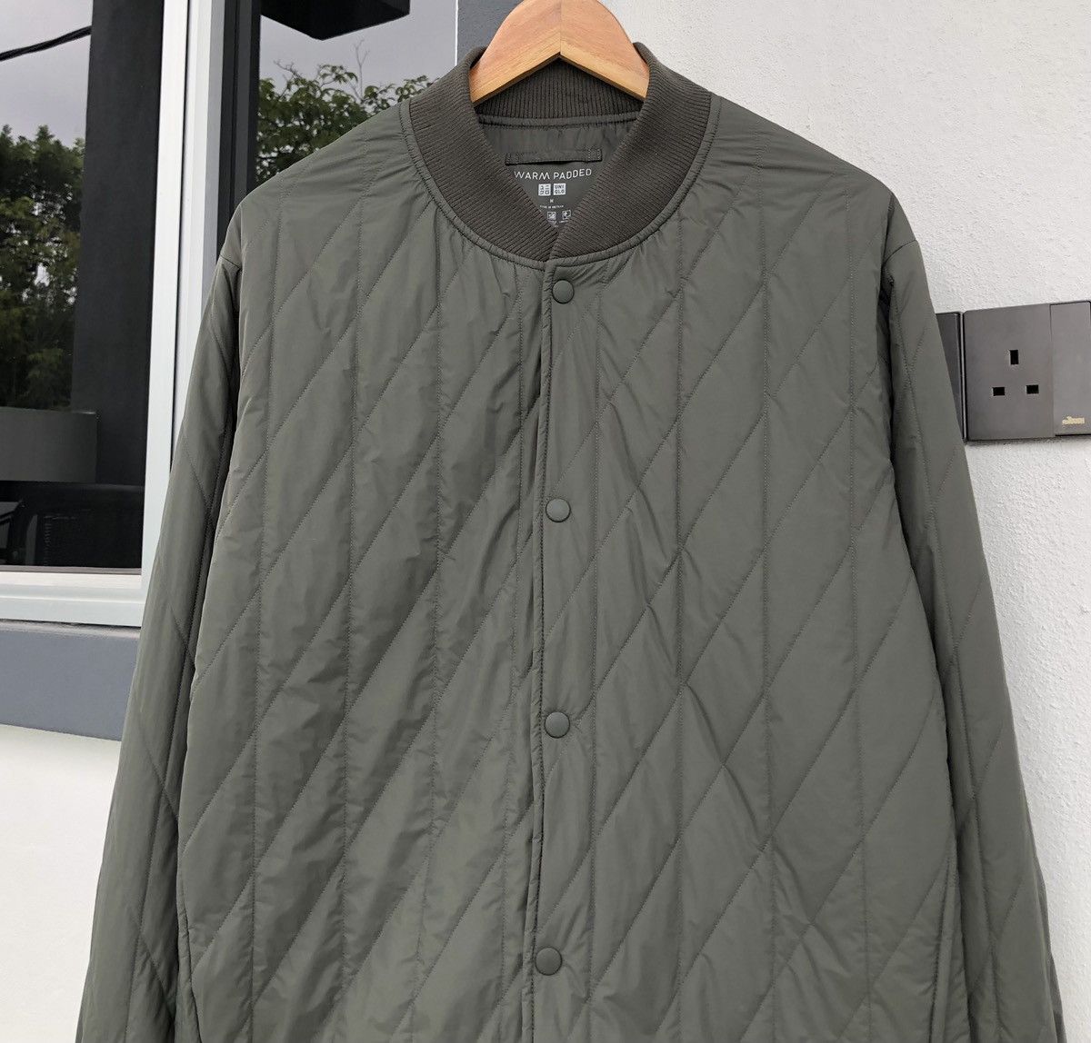 Uniqlo UNIQLO HEATTECH WARM PADDED JACKET Size US M / EU 48-50 / 2 - 6 Thumbnail