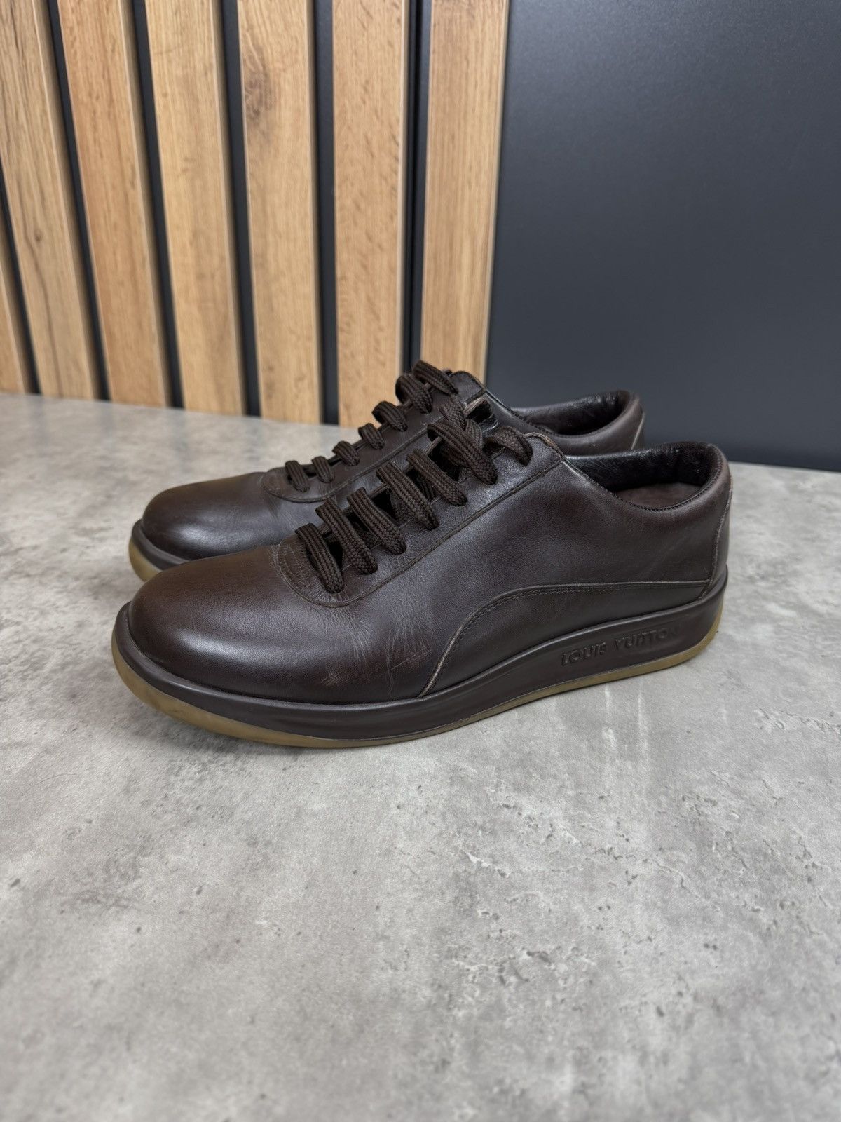 Louis Vuitton Louis Vuitton Brown Leather Low Top Sneakers Size US 7 / EU 40 - 1 Thumbnail
