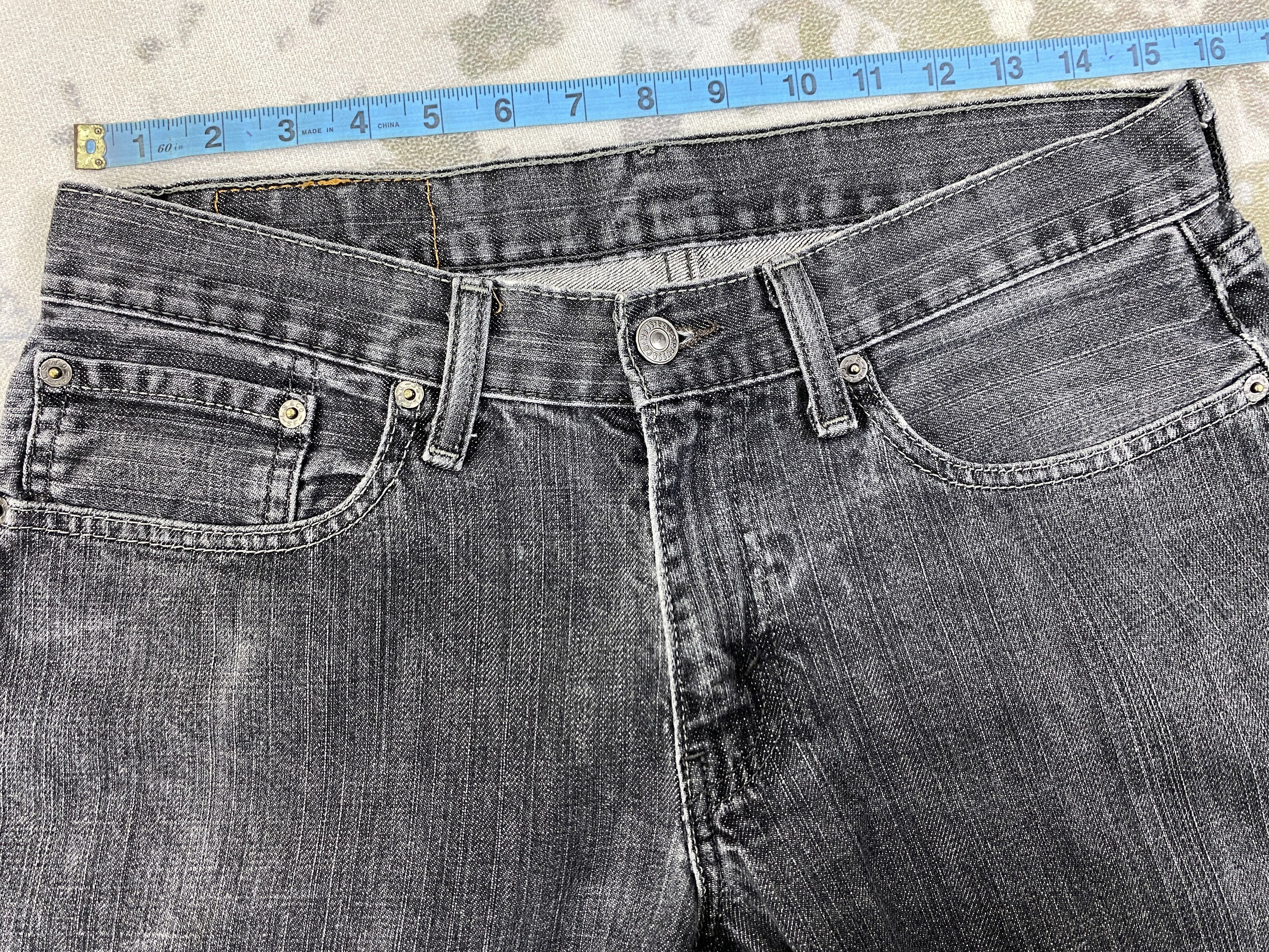 Levi's Black Vintage Levi's 514 Jeans 31x30 Denim -JN2086 Size US 31 - 5 Thumbnail