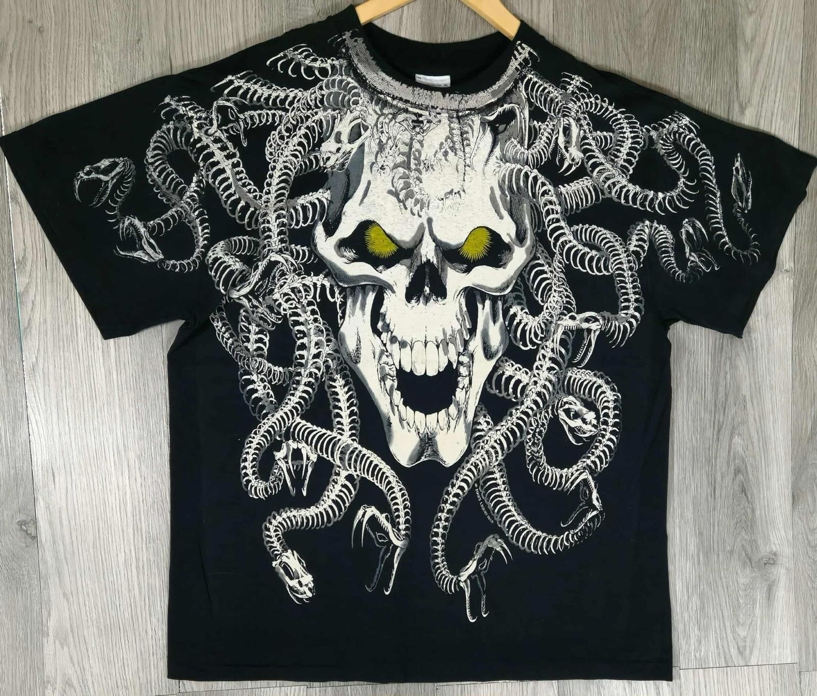 Liquid Blue Vintage Liquid Blue Medusa Skull Snake Bones 1993 XL #5 Size US XL / EU 56 / 4 - 1 Thumbnail