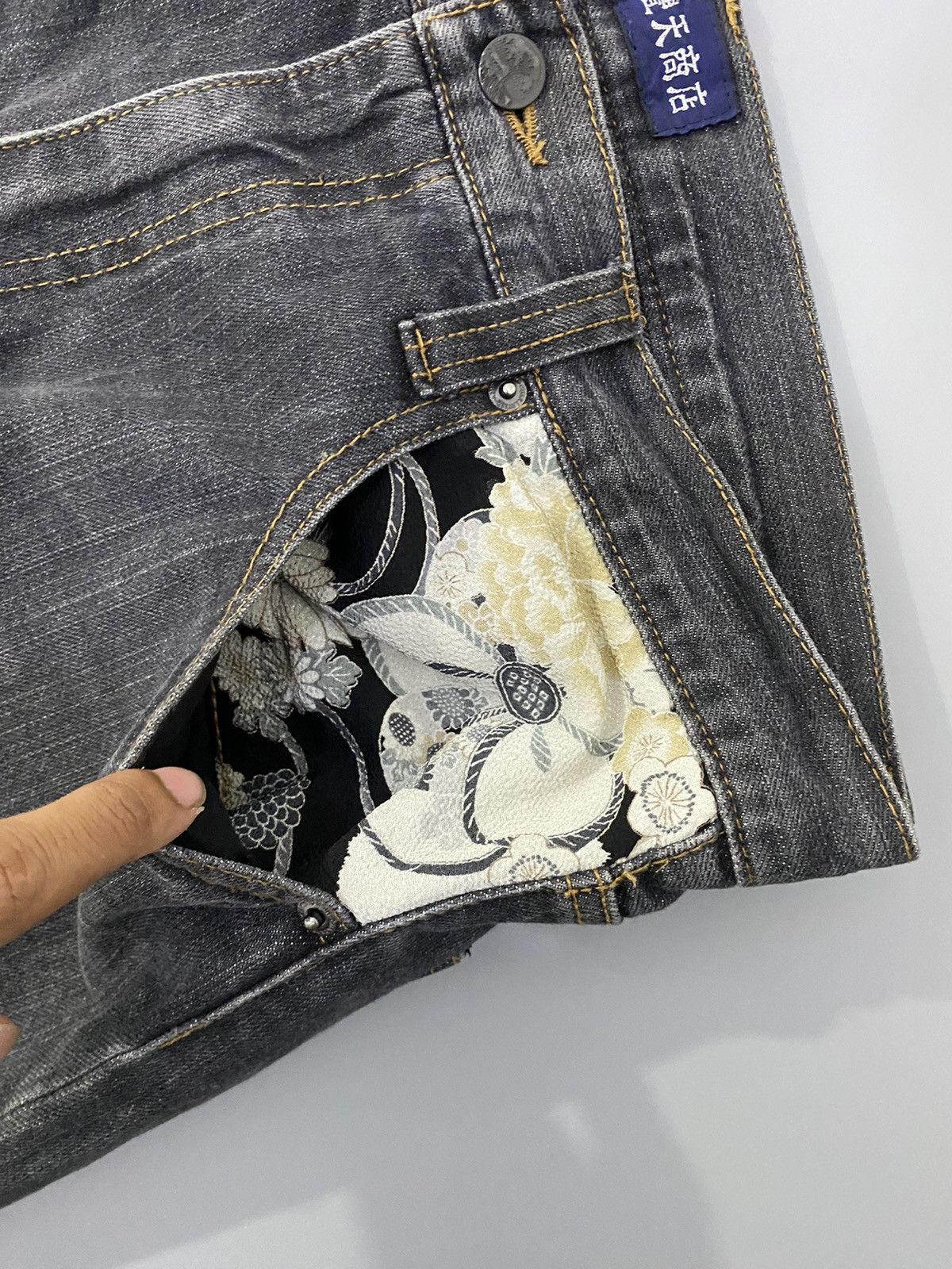 Japanese Brand × Vintage 💥Rare Design💥Karakuri Tamashi Japanese Pants Size US 34 / EU 50 - 10 Thumbnail