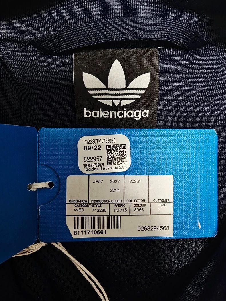 Balenciaga Balenciaga x Adidas 23ss New York Stock Exchange Adidas Joi Size US S / EU 44-46 / 1 - 4 Thumbnail