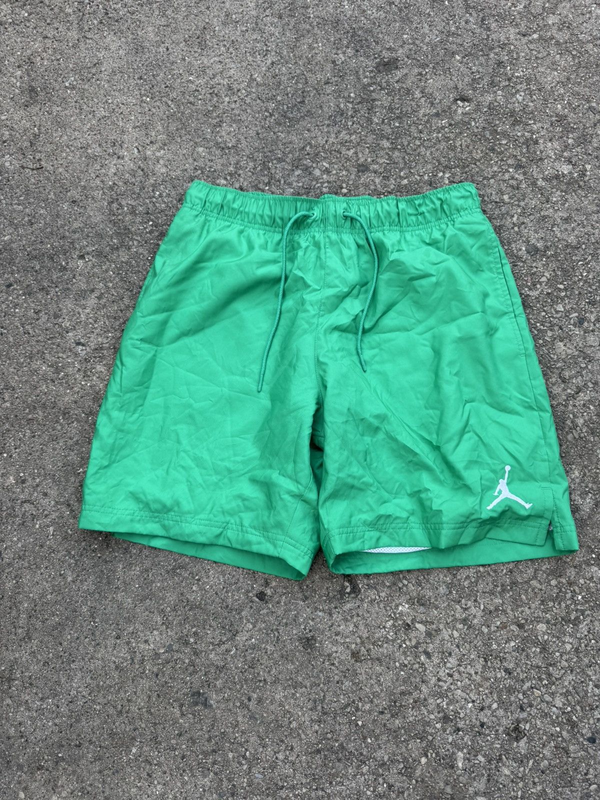 Jordan Brand Jordan Green shorts Size US 32 / EU 48 - 1 Thumbnail