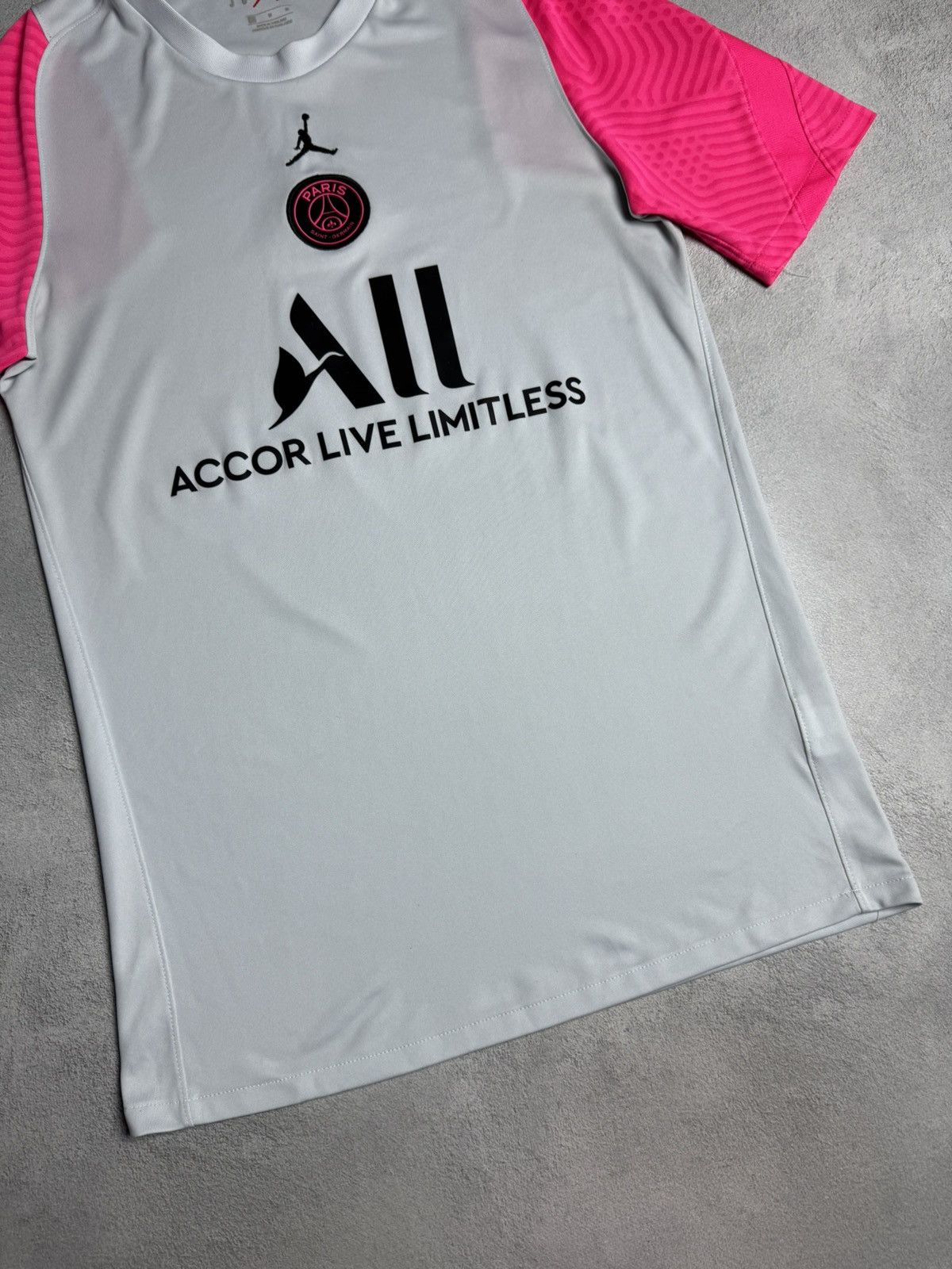 Jordan Brand Paris Saint Germain 2021 2022 Training Shirt Jersey Jordan Size US M / EU 48-50 / 2 - 4 Thumbnail