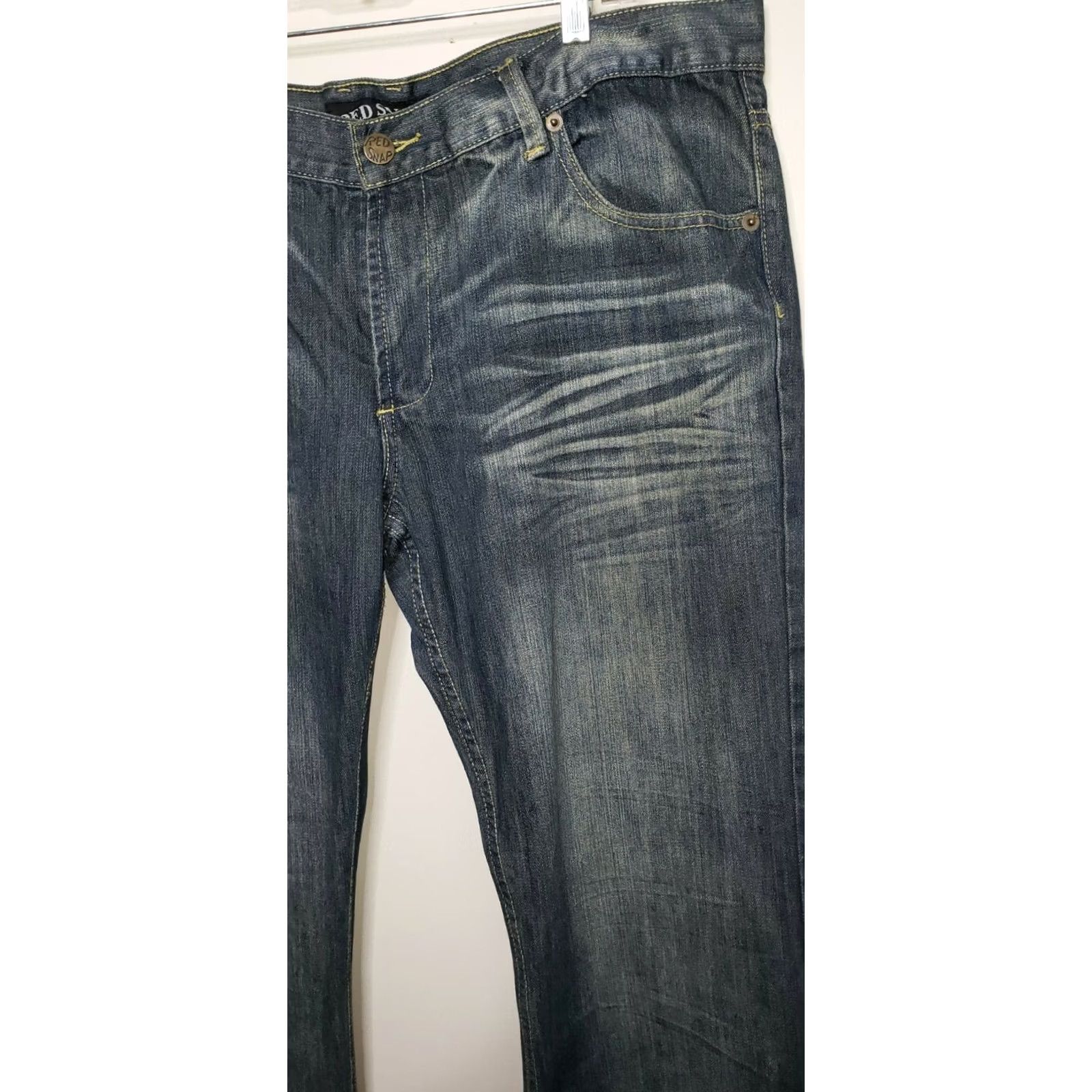 J Brand Red Snap Jeans Distressed Embroidered 5-Pocket Relaxed Straight Size 36 x 32 Blue Denim Men Jeans Size US 36 / EU 52 - 2 Thumbnail