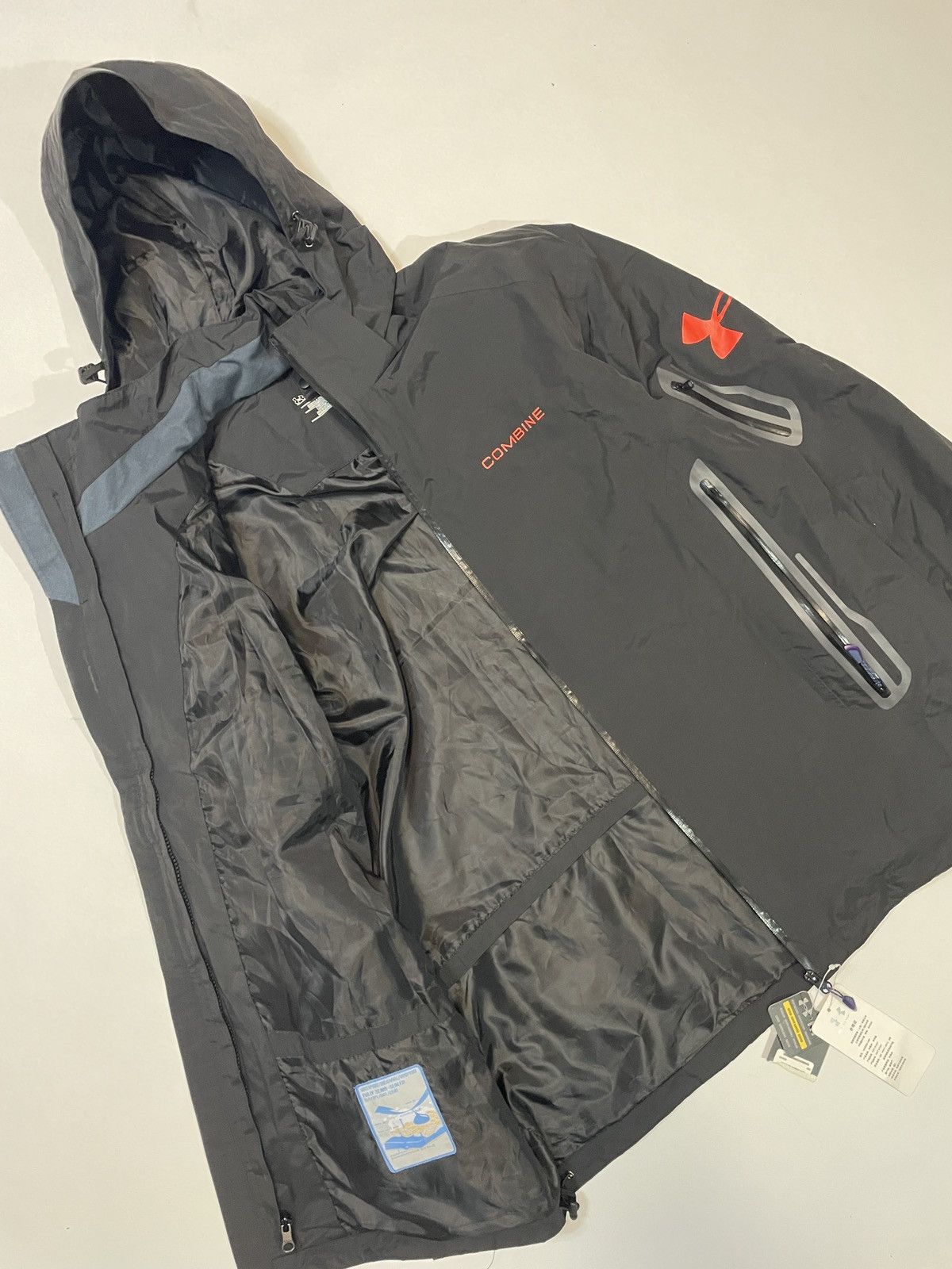 Under Armour Under Armour "NFL Combine" Authentic Shell Jacket –Tech-Wear Size US XXL / EU 58 / 5 - 12 Thumbnail