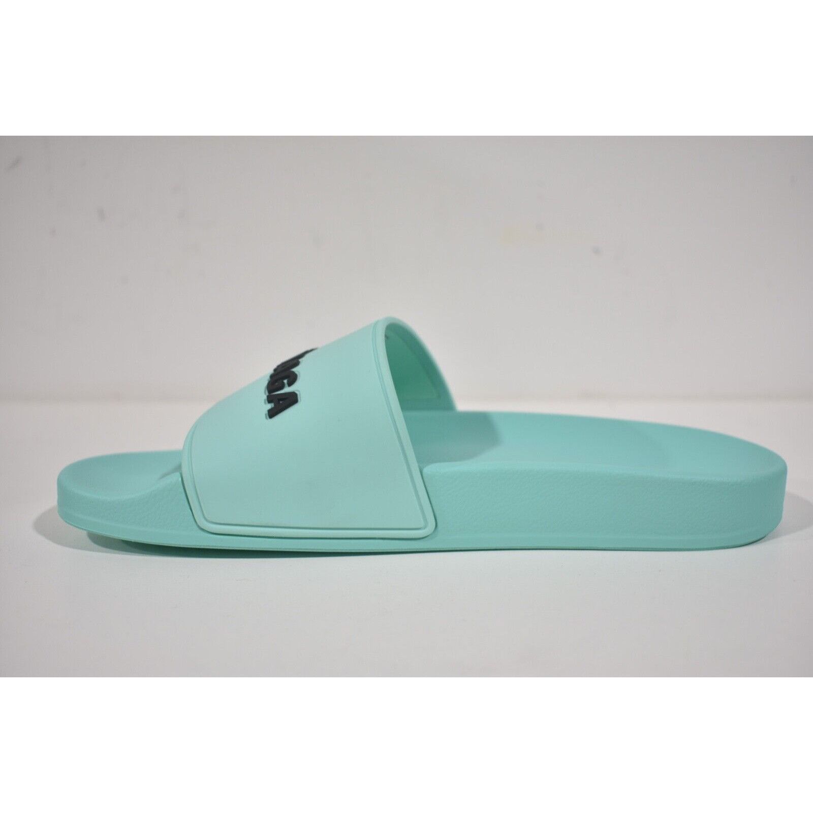 Balenciaga Balenciaga Mint Black Bicolor Rubber Logo Slide On Pool Size US 7 / IT 37 - 9 Thumbnail