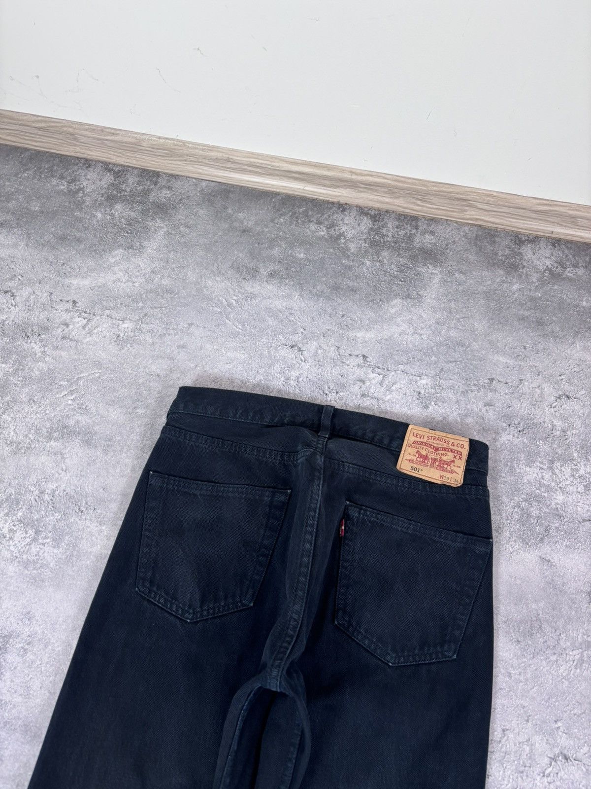 Levi's Vintage Levi’s 501 Men’s Black Denim Jeans USA Straight Size US 33 - 5 Thumbnail