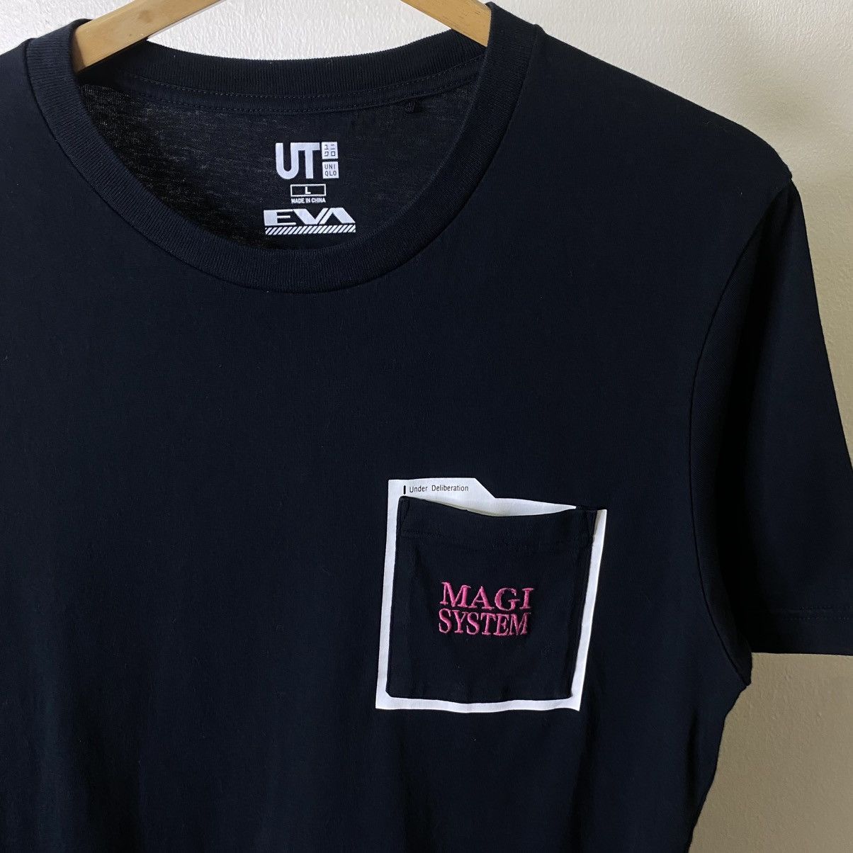 Uniqlo Uniqlo UT Neon Genesis Evangelion EVA Magi System Tee Size US L / EU 52-54 / 3 - 7 Thumbnail