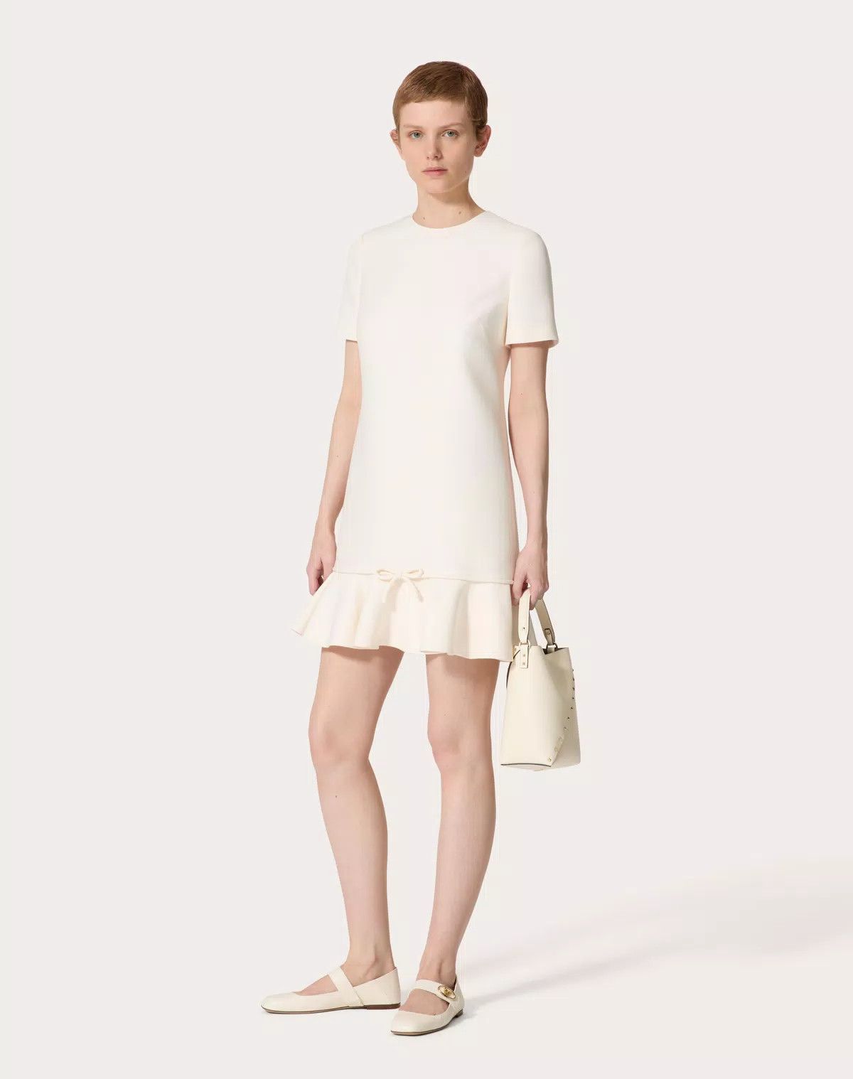 Valentino oc11z0725 Size:OS/ Wispy Calfskin Bucket Bag in White Size ONE SIZE - 8 Thumbnail