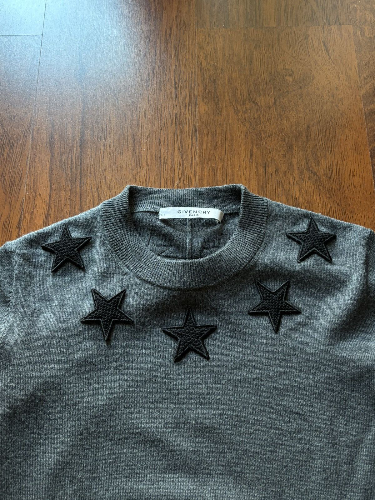 Givenchy Givenchy embroidered star sweater Size US S / EU 44-46 / 1 - 9 Thumbnail