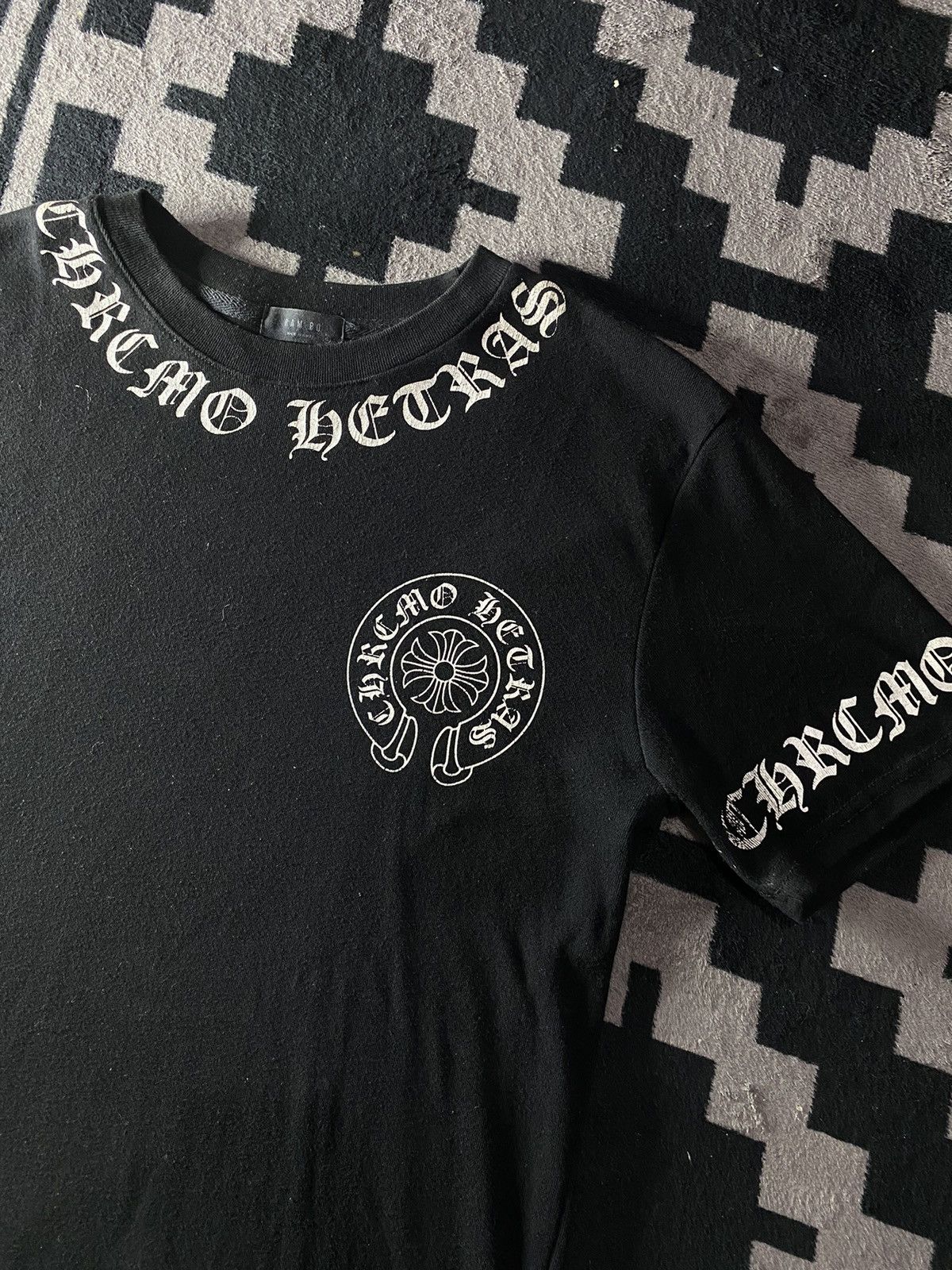 Japanese Brand Japanese ch style chrimo hetras tshirt Size US L / EU 52-54 / 3 - 3 Thumbnail