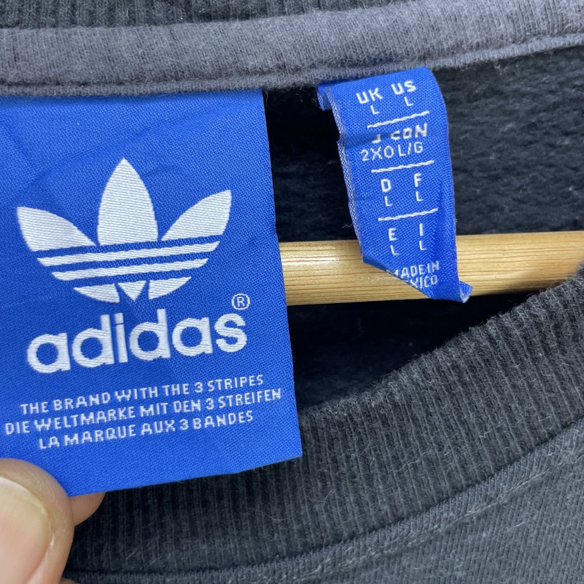Adidas 💥Vintage Adidas Sweatshirt Size US M / EU 48-50 / 2 - 4 Thumbnail