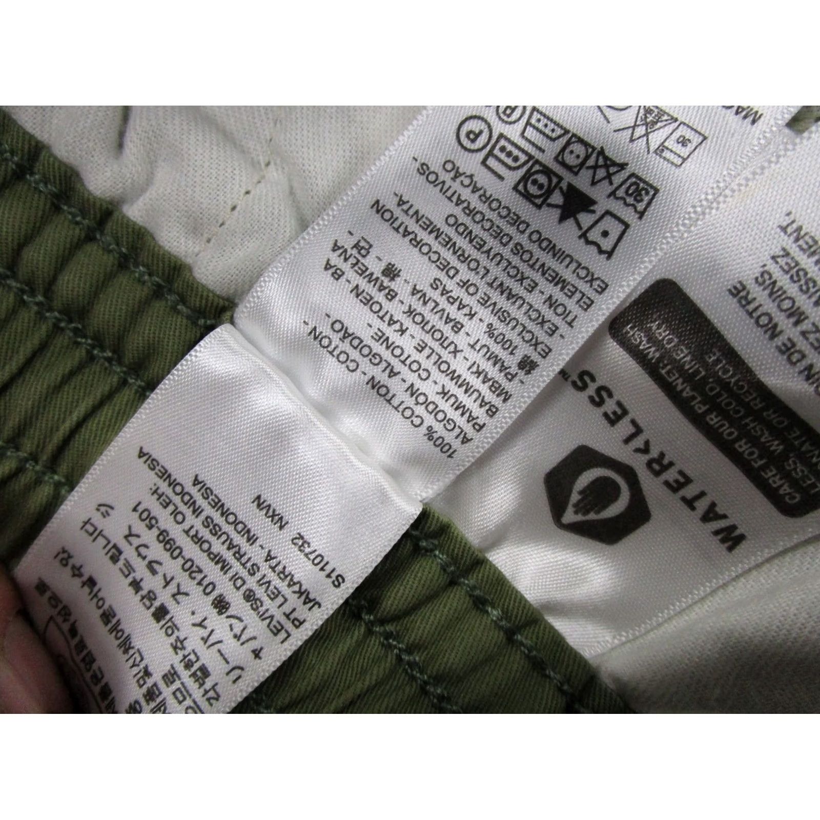 Levi's Levi's Men's Cargo Shorts Green Size S Drawstring Pockets Elastic Waist Outdoors Pocket Cargo Regular Size US 29 - 3 Thumbnail