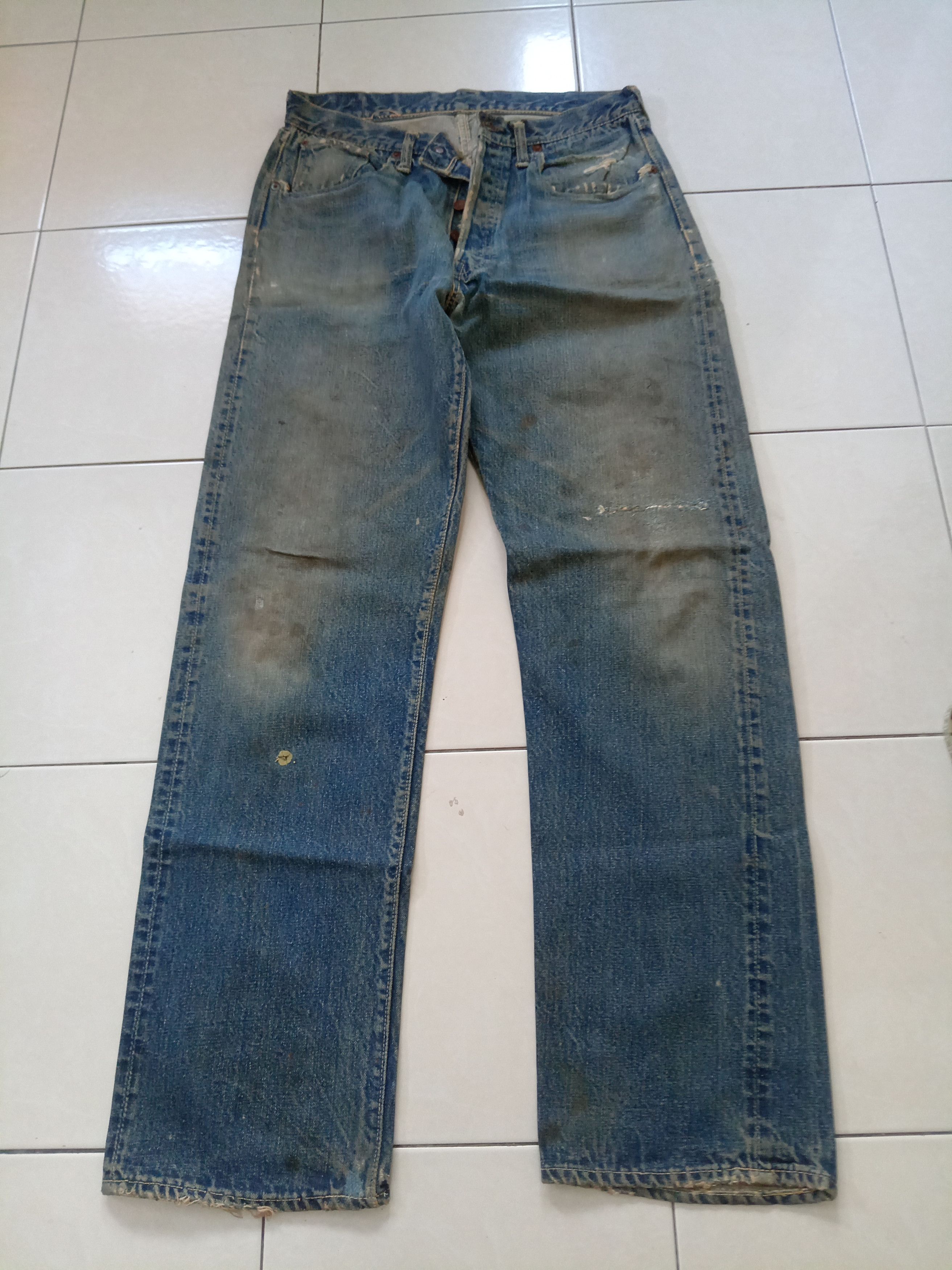 Levi's Vintage Levi's 501xx big E distressed jeans Size US 31 - 1 Thumbnail