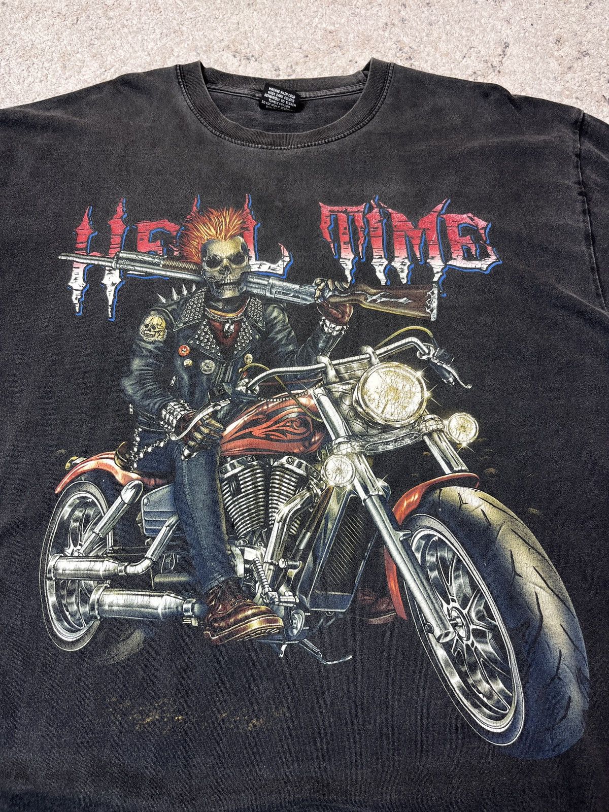 Vintage 1990s HELL TIME VINTAGE FADED & DISTRESSED BAGGY TEE - 844 Size US XL / EU 56 / 4 - 4 Thumbnail