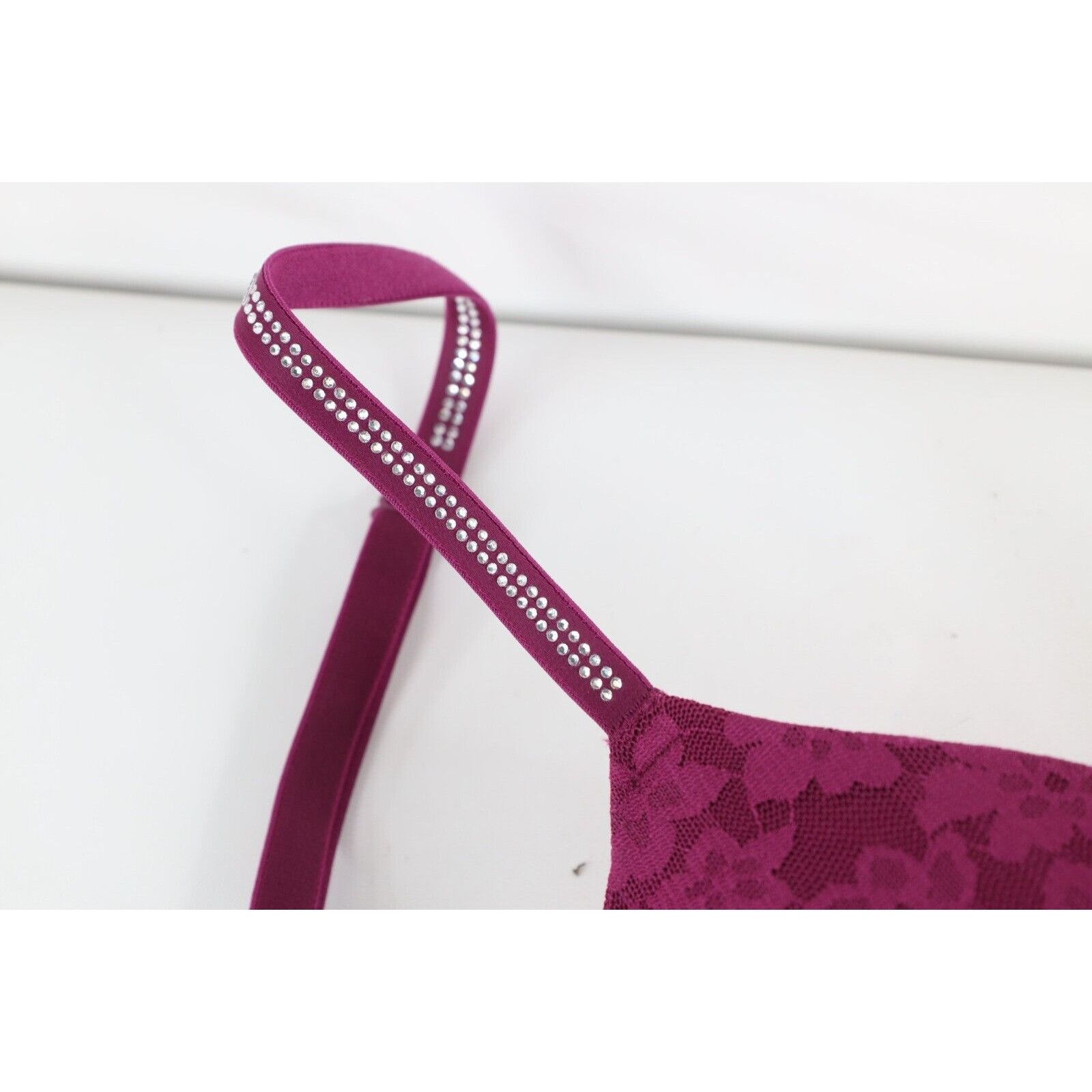 Victoria's Secret New Pink Victoria's Secret Sequined Lace Flower Bra Size ONE SIZE - 4 Thumbnail