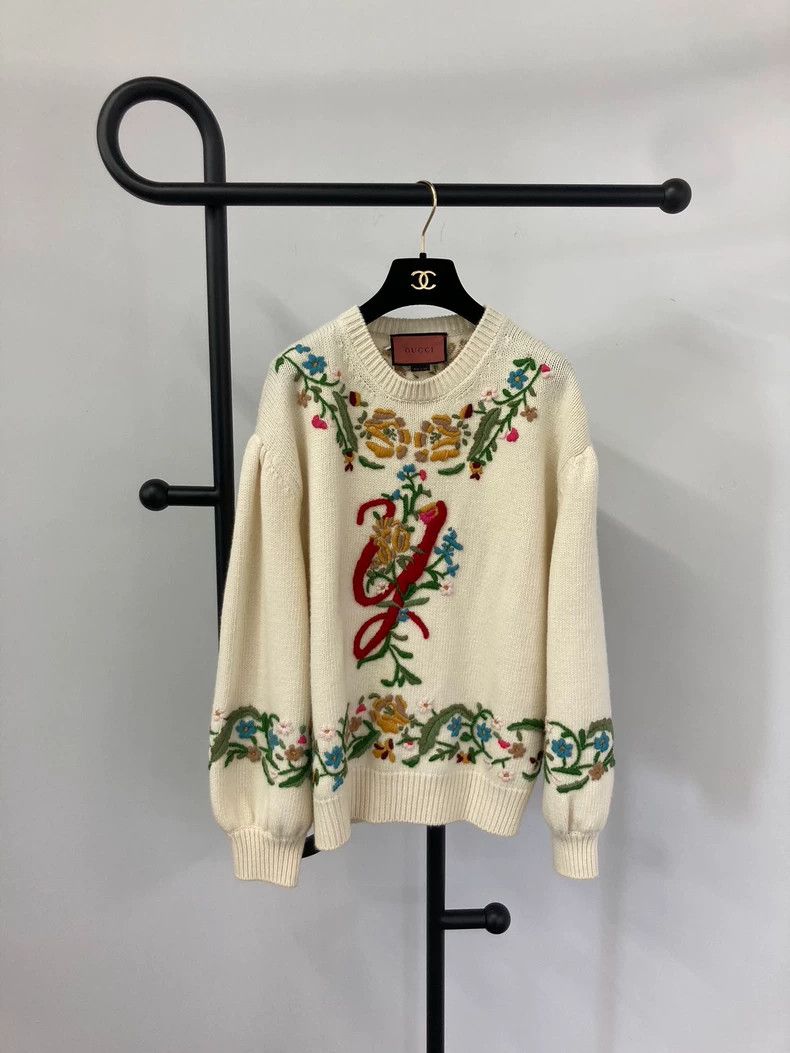 Gucci Beige Embroidered Crewneck Sweater - dmc