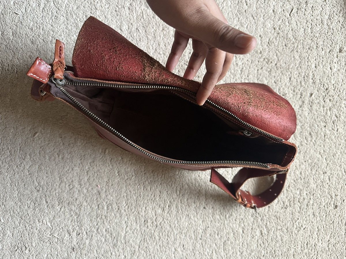 Comme des Garcons Homme Vintage Japan made Red Leather Patina Sling Bag Size ONE SIZE - 5 Thumbnail